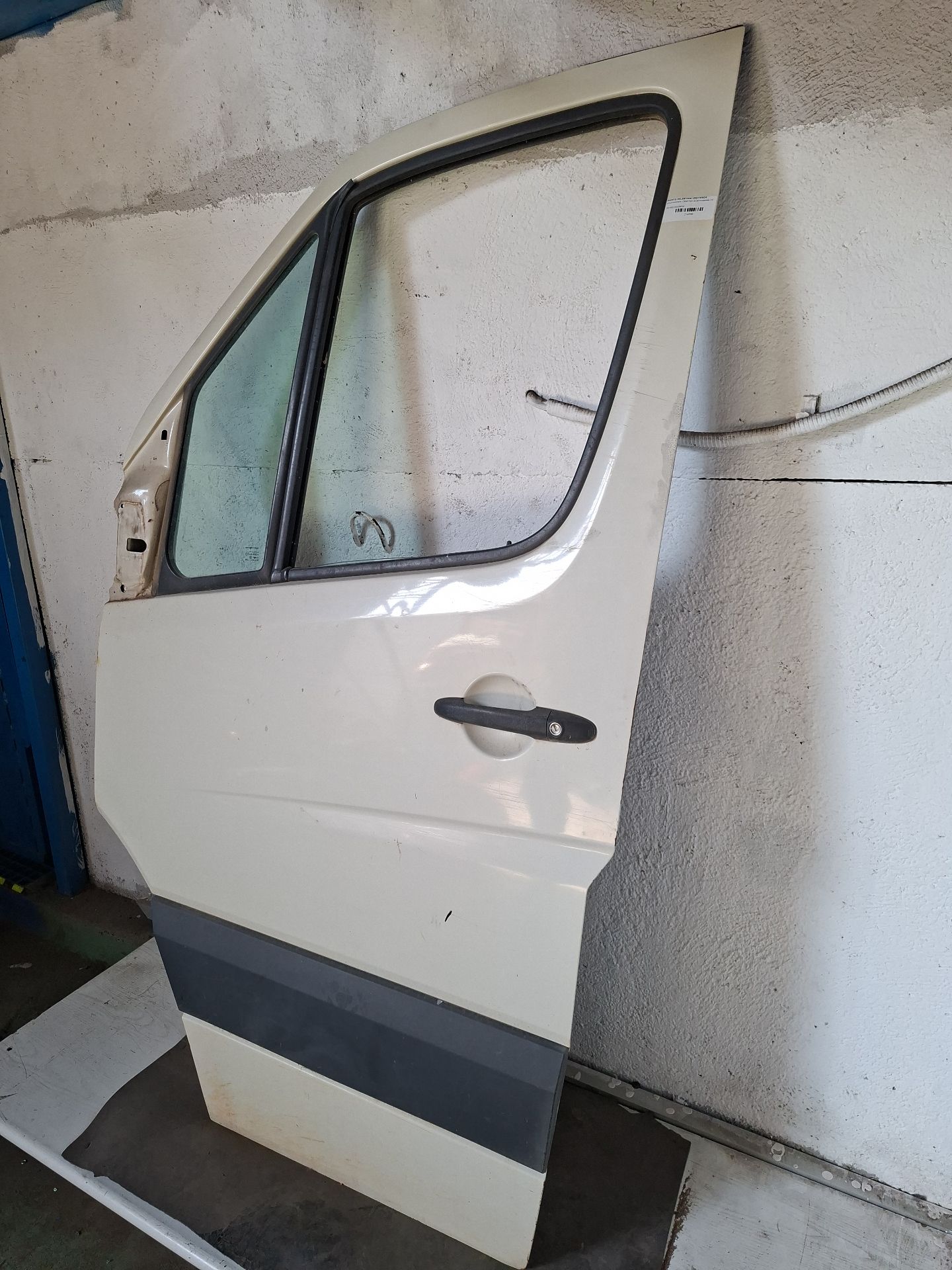 PUERTA DELANTERA IZQUIERDA VOLKSWAGEN CRAFTER 
