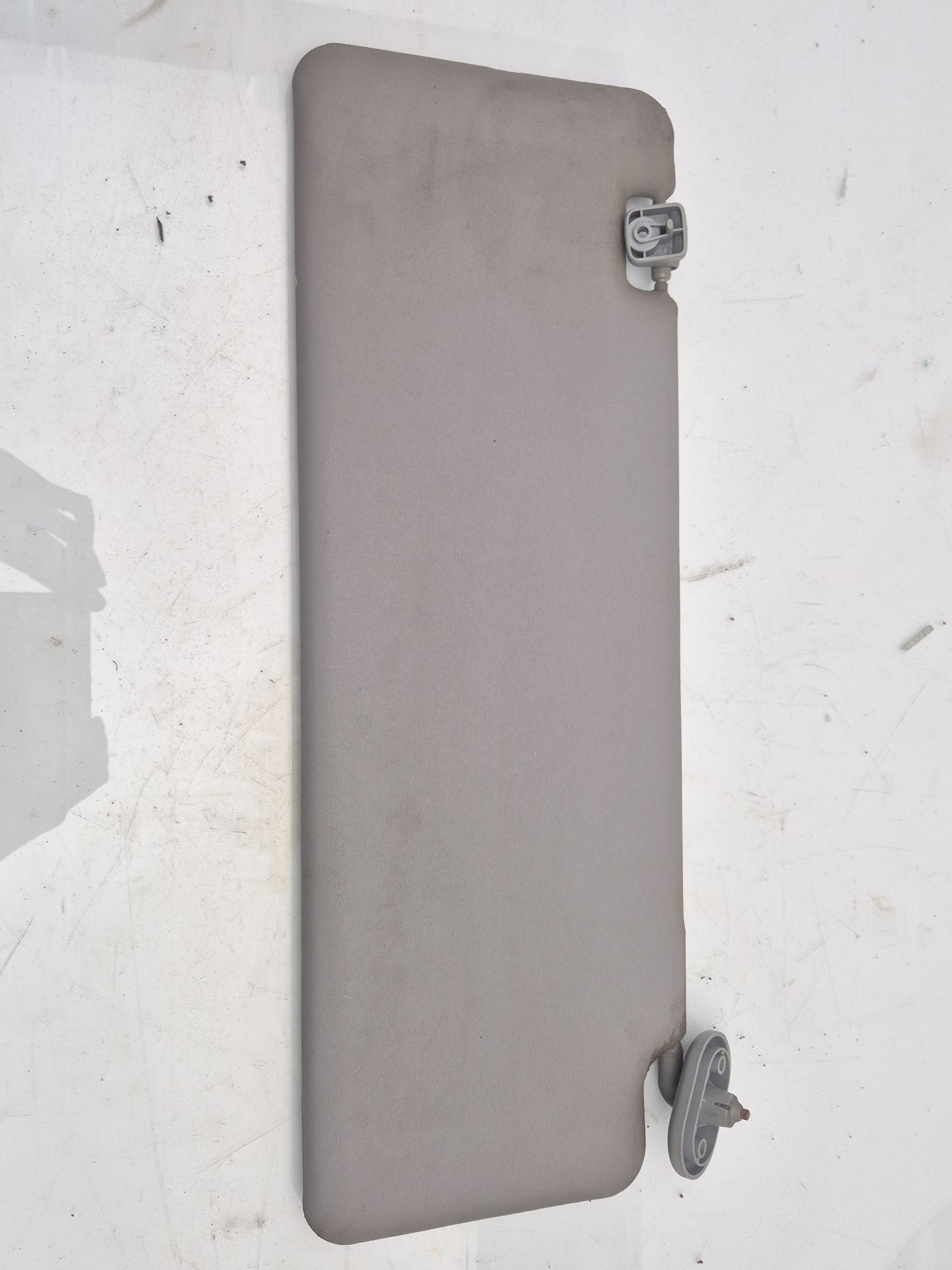 PARASOL IZQUIERDO NISSAN ATLEON 