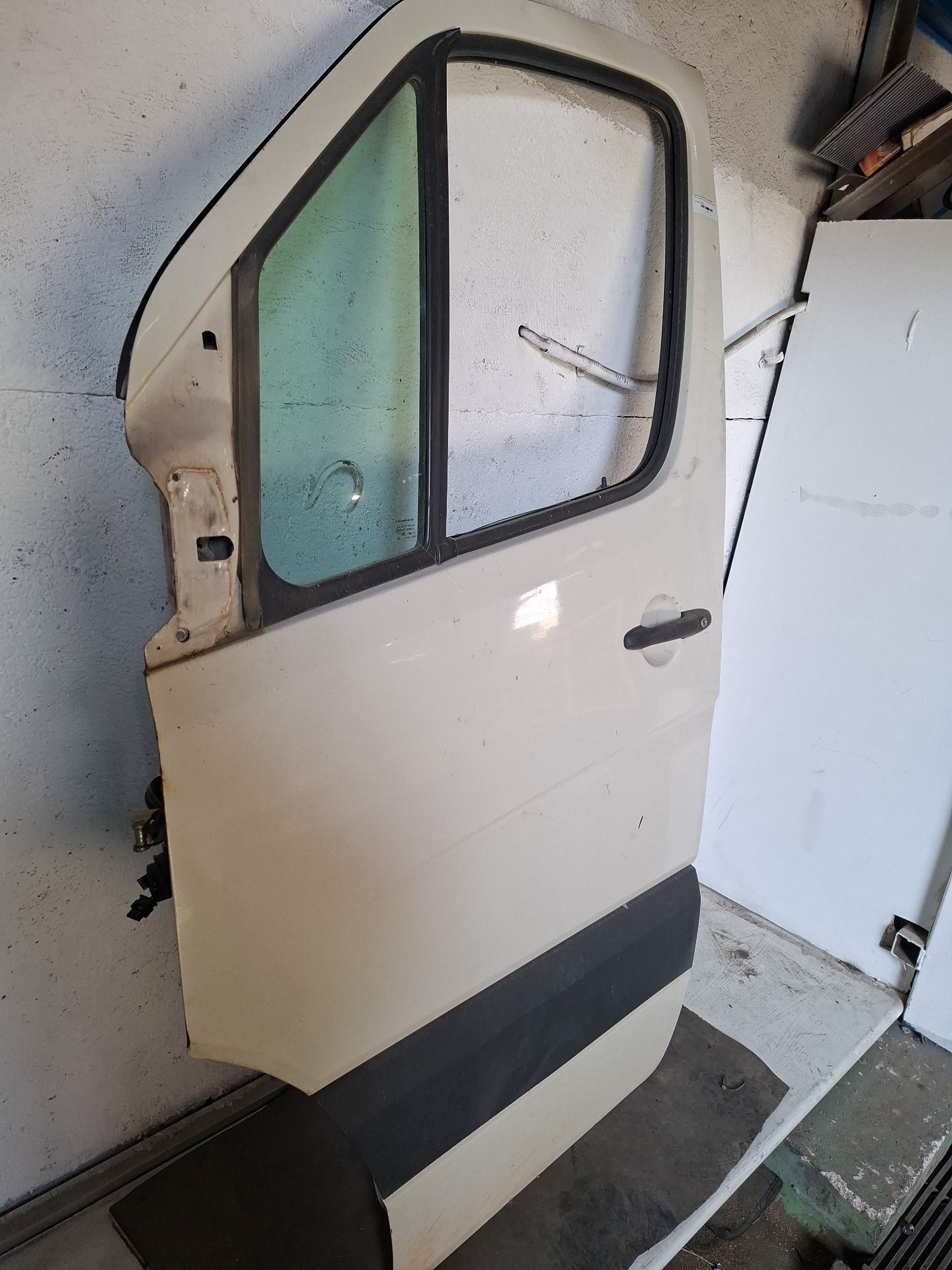 PUERTA DELANTERA IZQUIERDA VOLKSWAGEN CRAFTER 
