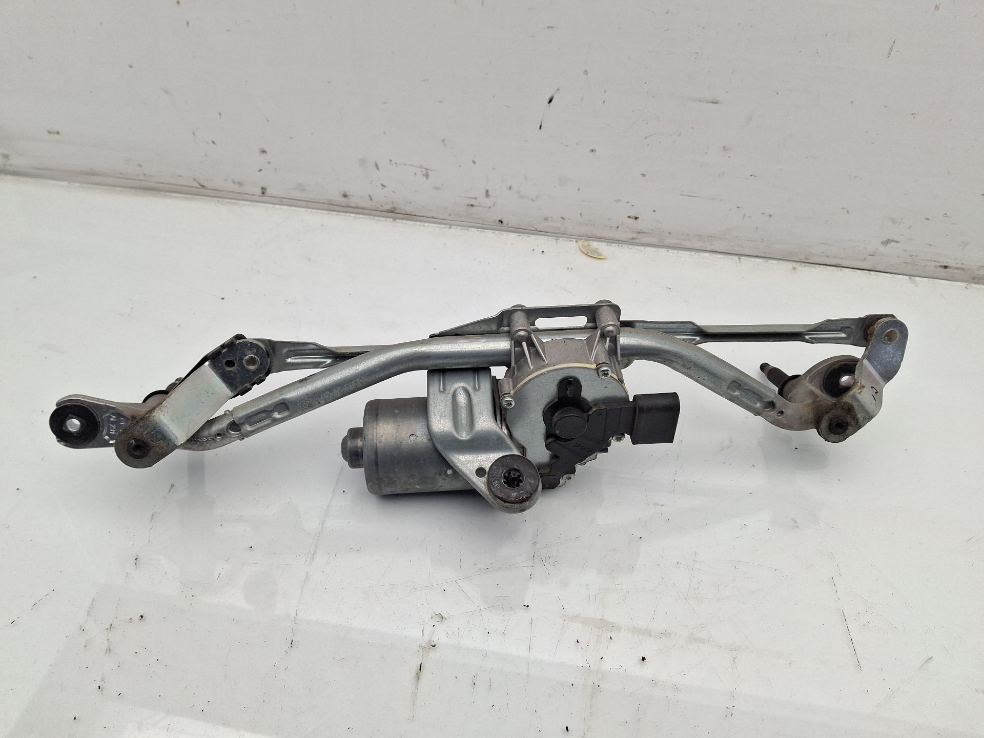MOTOR LIMPIA DELANTERO AUDI A1 