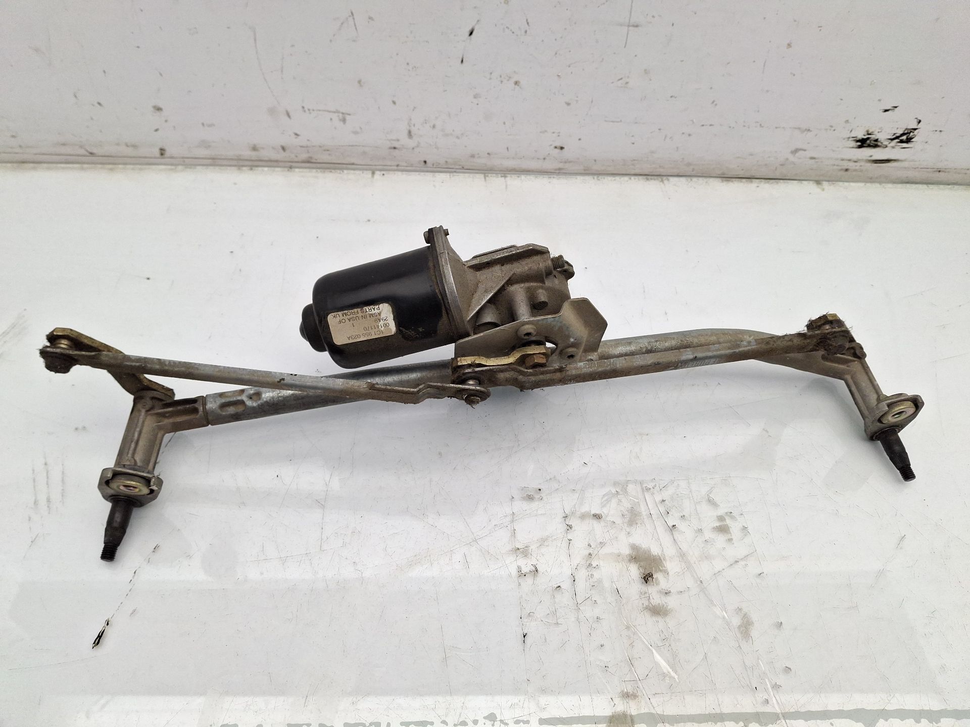 MOTOR LIMPIA DELANTERO VOLKSWAGEN NEW 