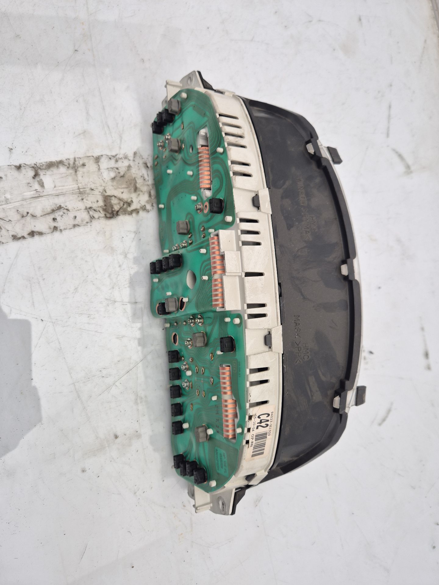 CUADRO INSTRUMENTOS HYUNDAI TERRACAN 