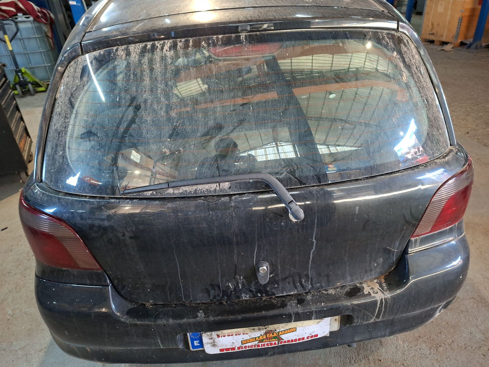 FARO DERECHO TOYOTA YARIS 