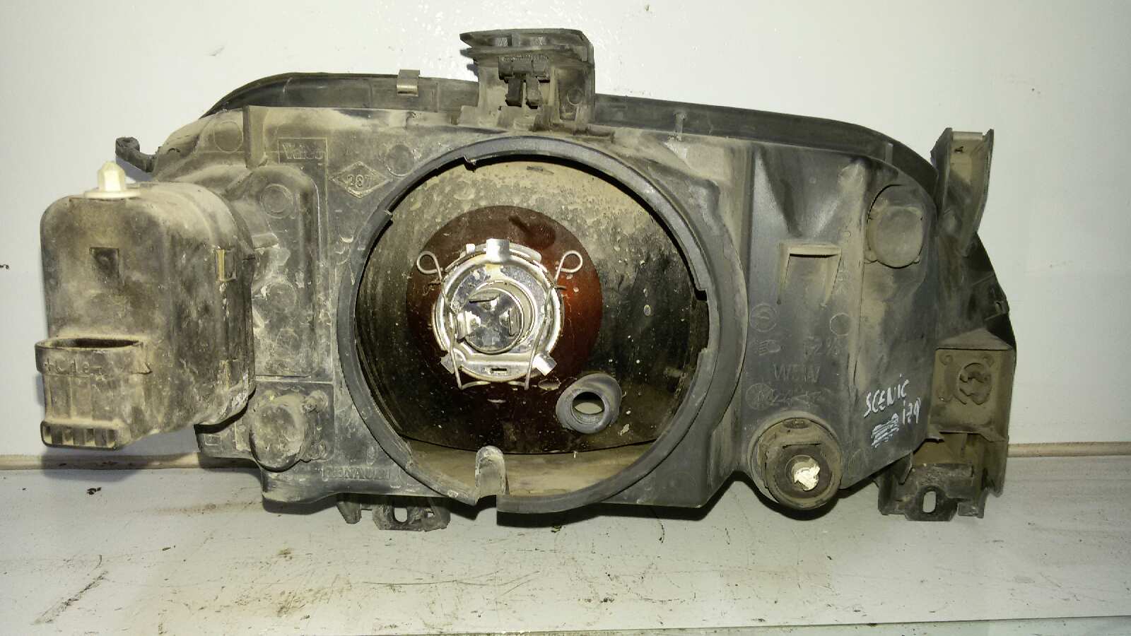 FARO IZQUIERDO RENAULT MEGANE F8Q