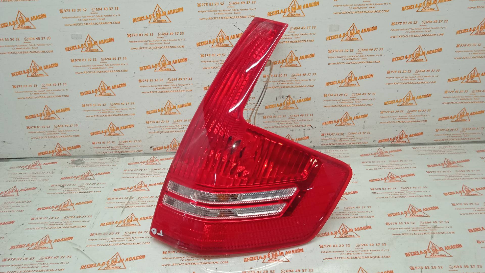 PILOTO TRASERO DERECHO CITROEN C4 BERLINA 9HX