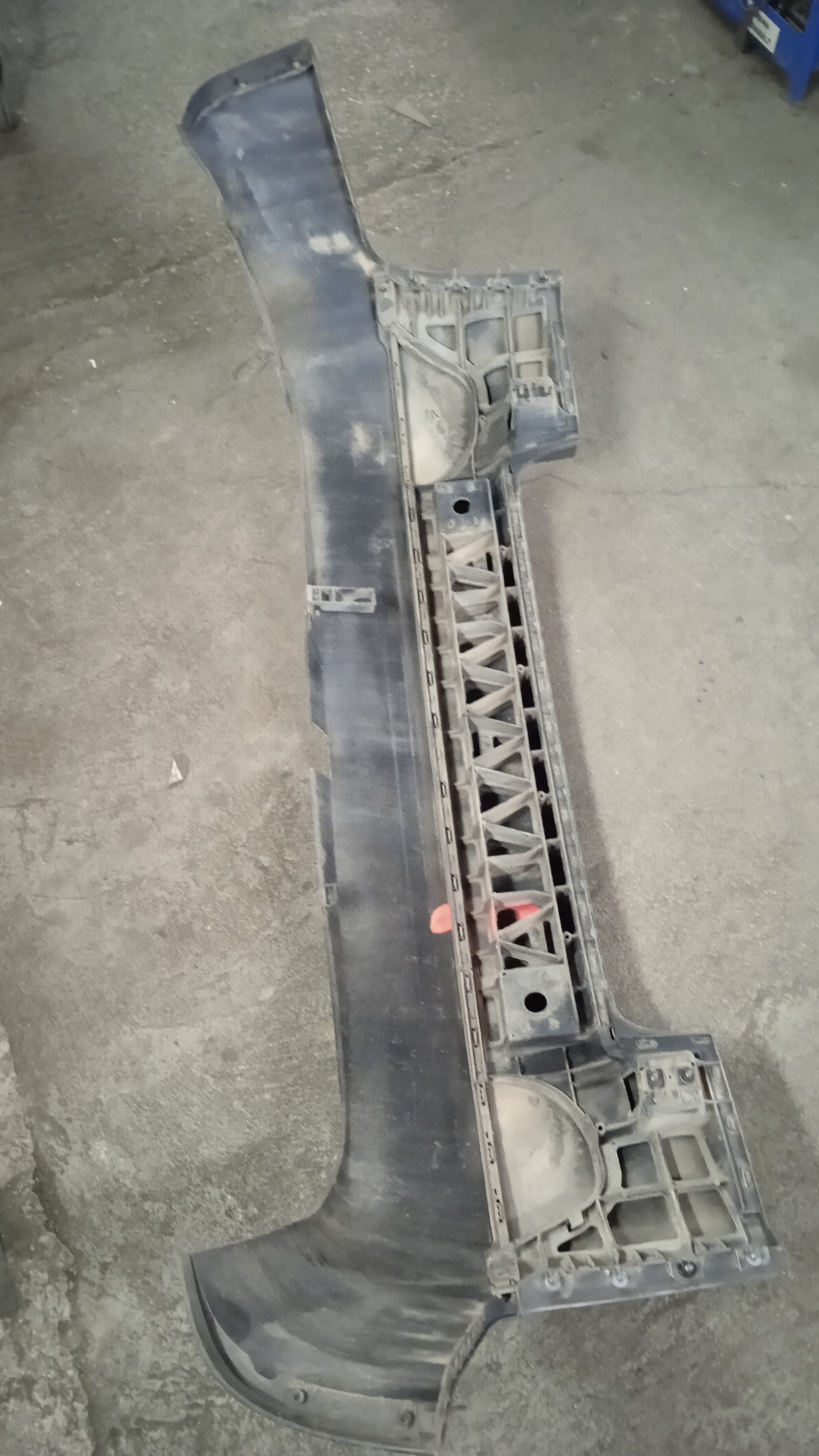 PARAGOLPES TRASERO AUDI A4 AVF