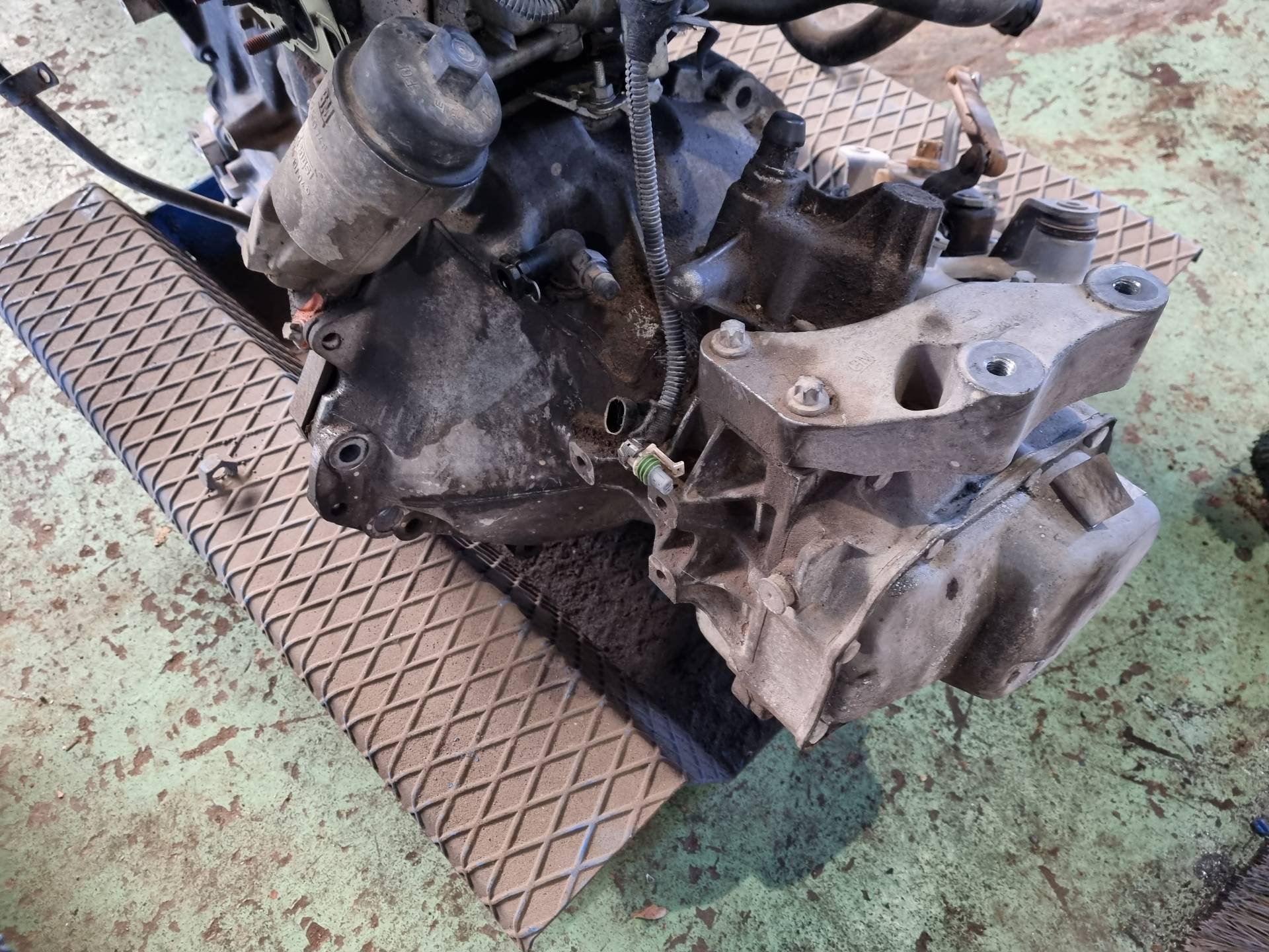 CAJA CAMBIOS OPEL CORSA Z14XEP