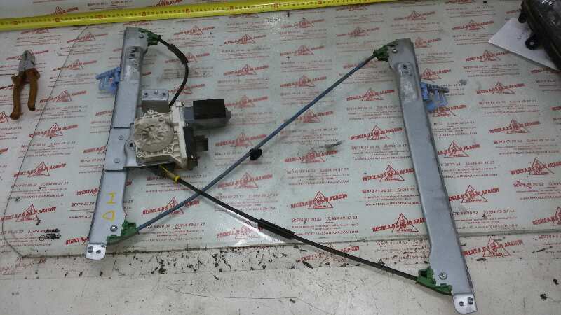 ELEVALUNAS DELANTERO IZQUIERDO CITROEN C2 8HZ