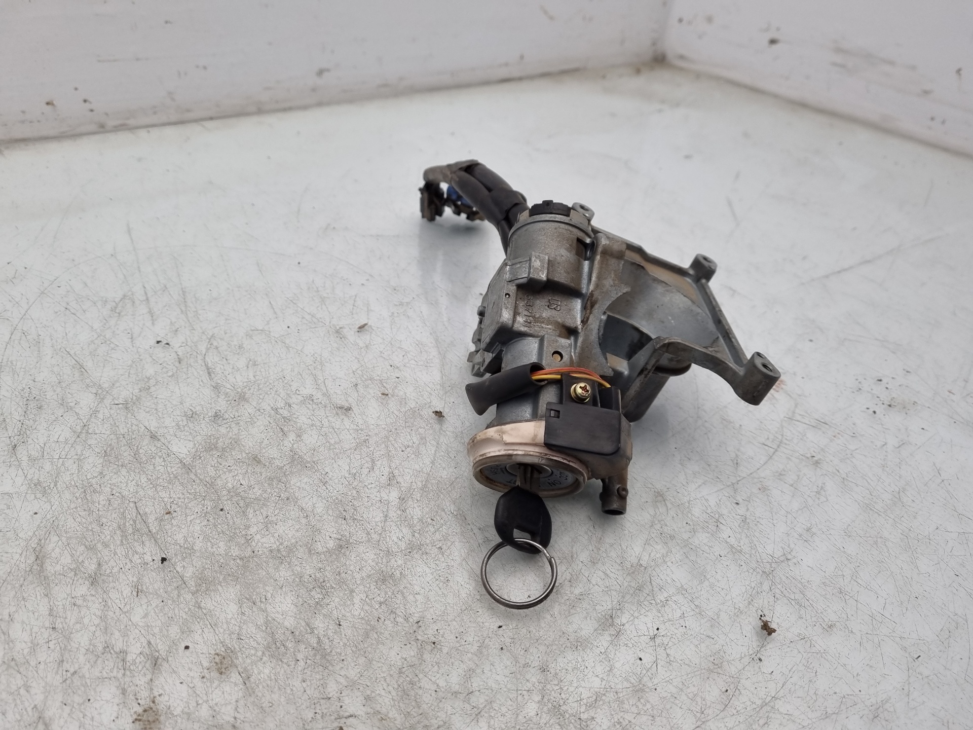 CONMUTADOR DE ARRANQUE MITSUBISHI MONTERO 4M40