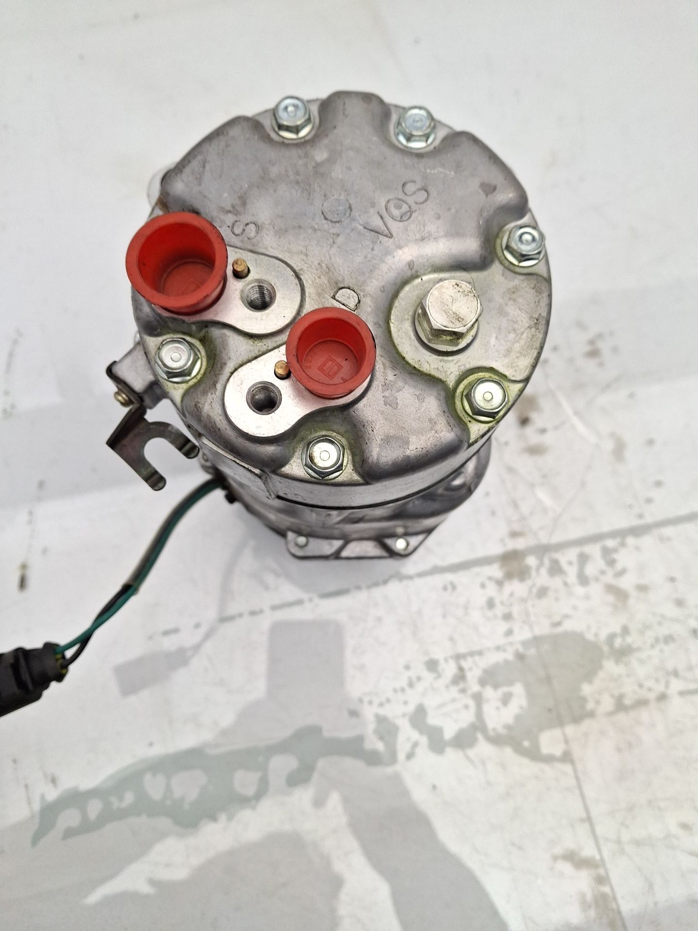 COMPRESOR AIRE ACONDICIONADO VOLKSWAGEN NEW 