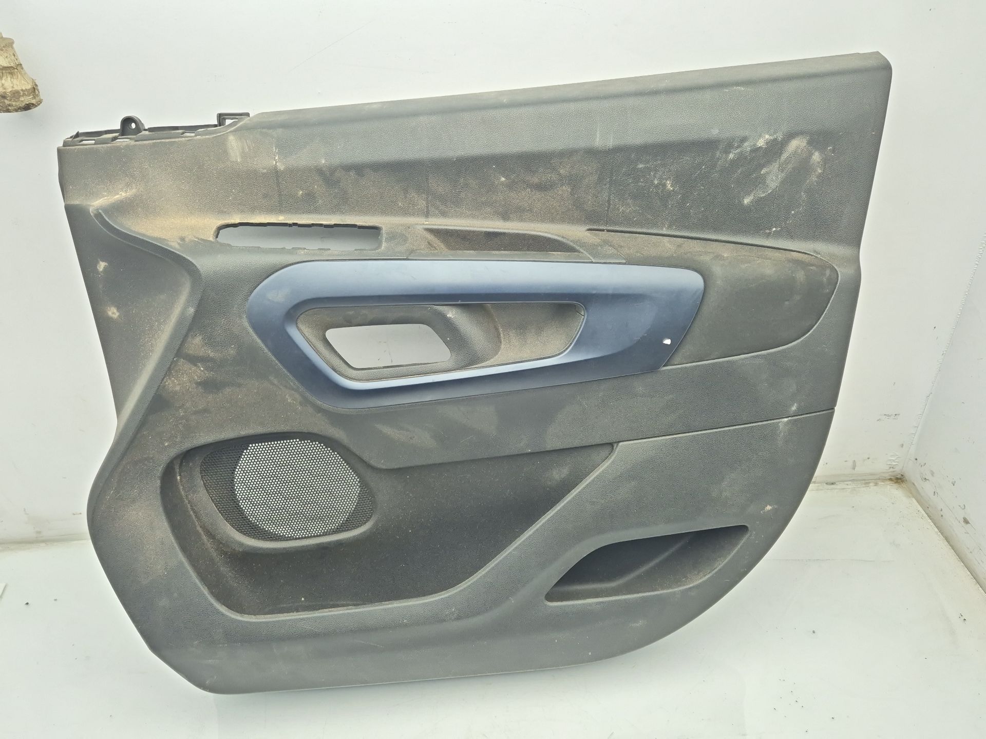 GUARNECIDO PUERTA DELANTERA DERECHA PEUGEOT RIFTER 