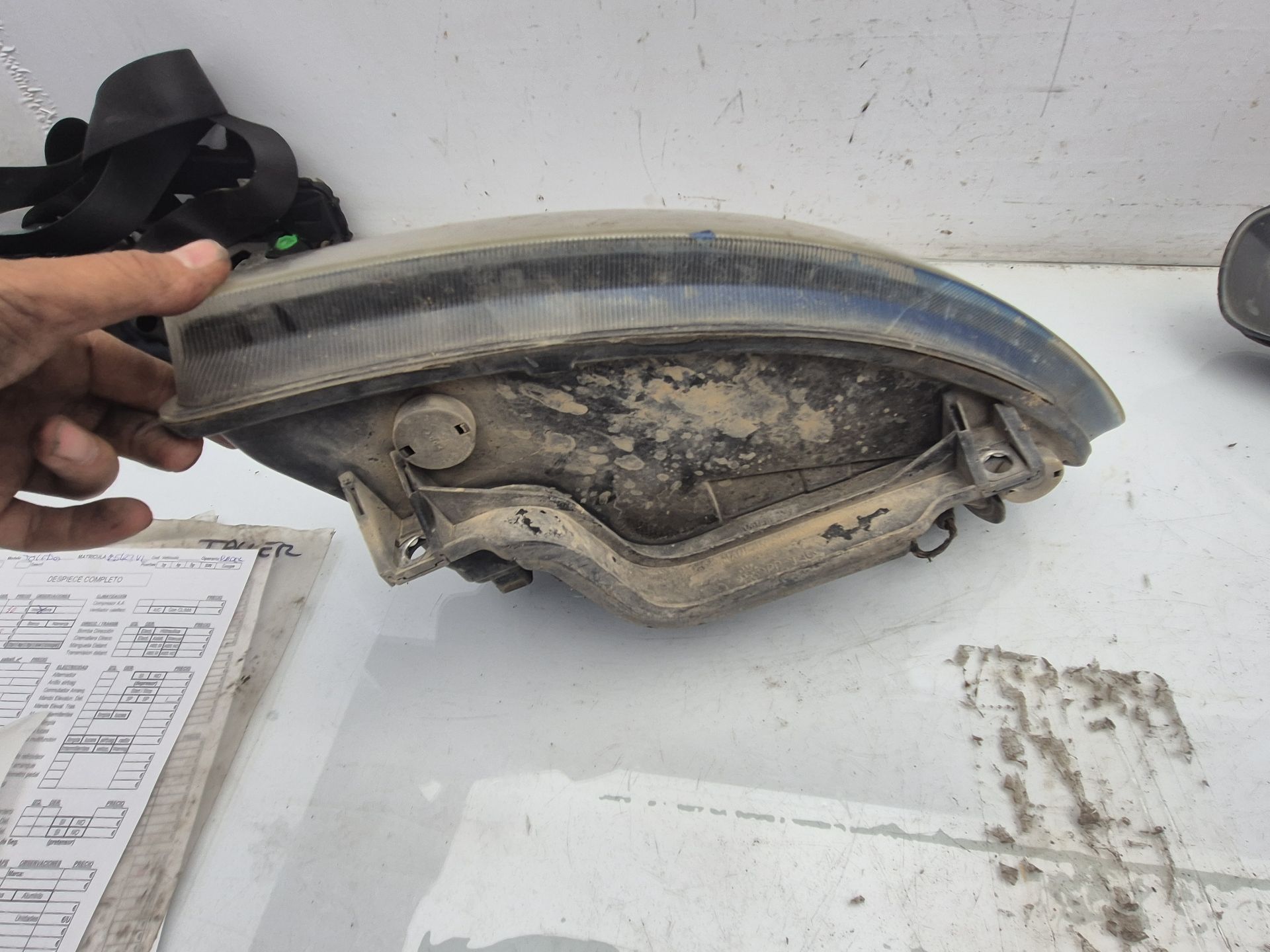 FARO IZQUIERDO SEAT TOLEDO 