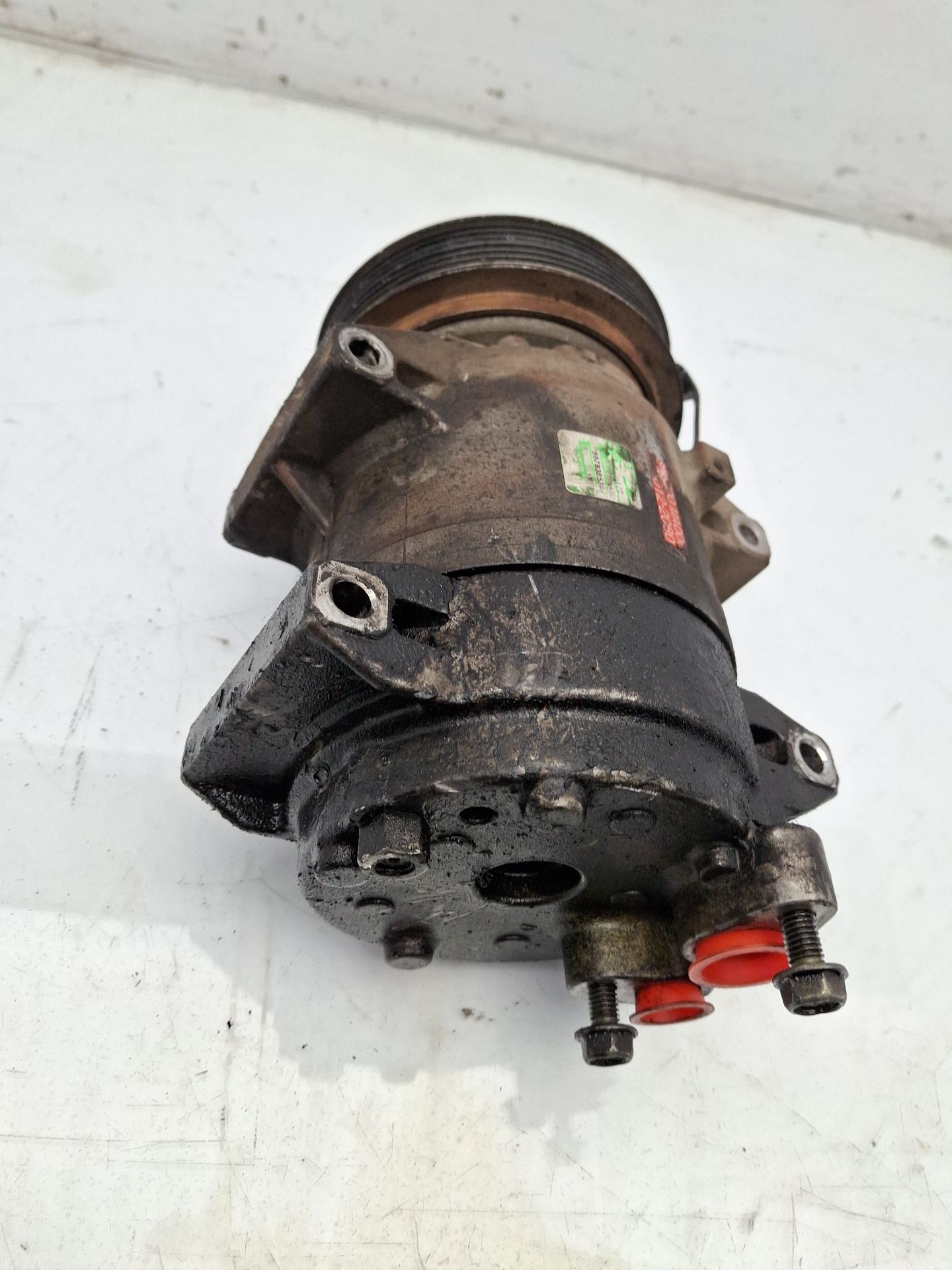 COMPRESOR AIRE ACONDICIONADO NISSAN ATLEON 