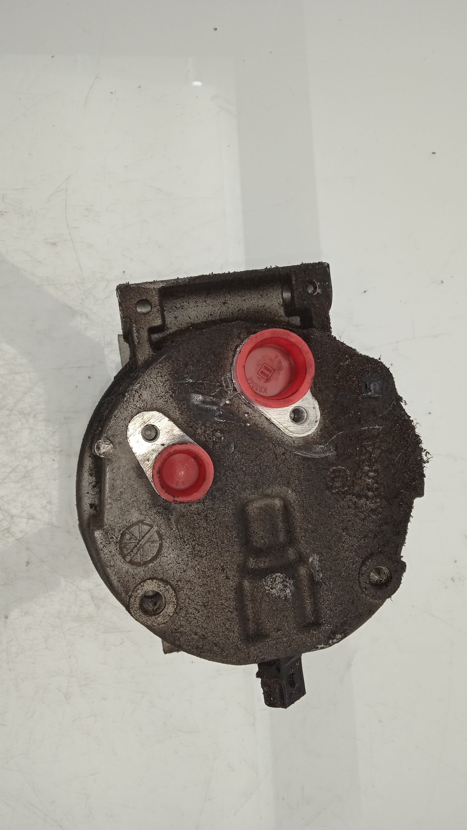 COMPRESOR AIRE ACONDICIONADO RENAULT LAGUNA F9Q C7