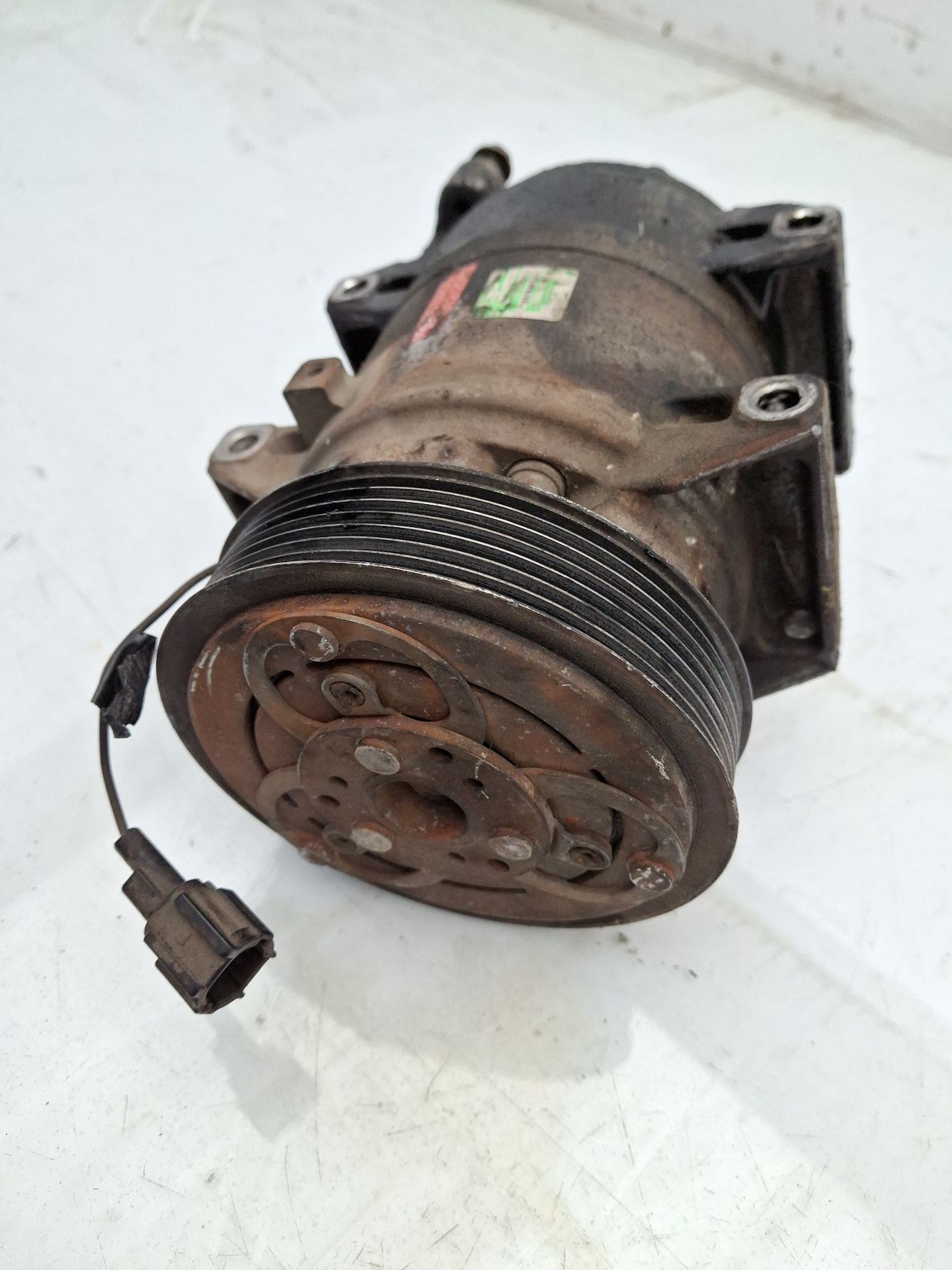 COMPRESOR AIRE ACONDICIONADO NISSAN ATLEON 