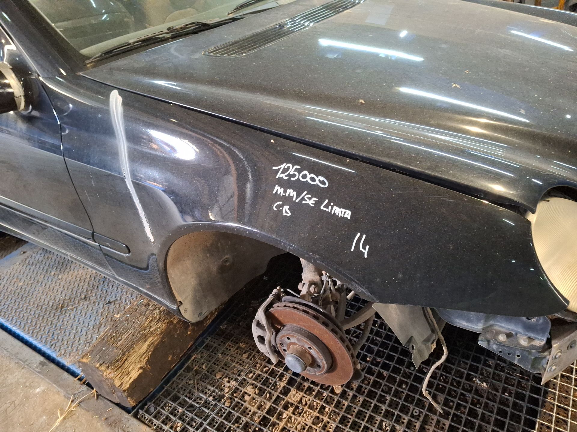 ALETA DELANTERA DERECHA MERCEDES-BENZ CLASE C 