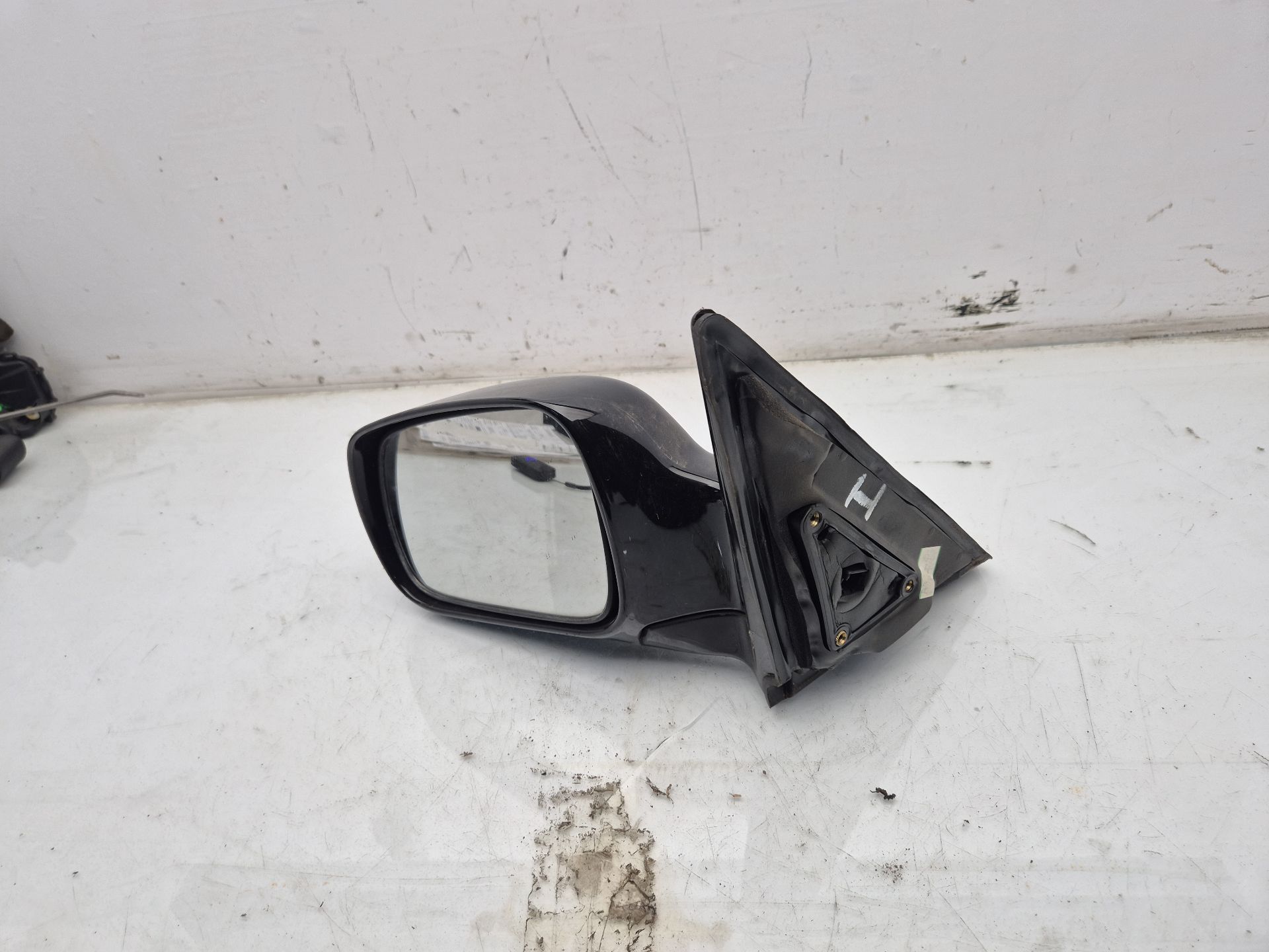 ELEVALUNAS DELANTERO DERECHO HYUNDAI TERRACAN 