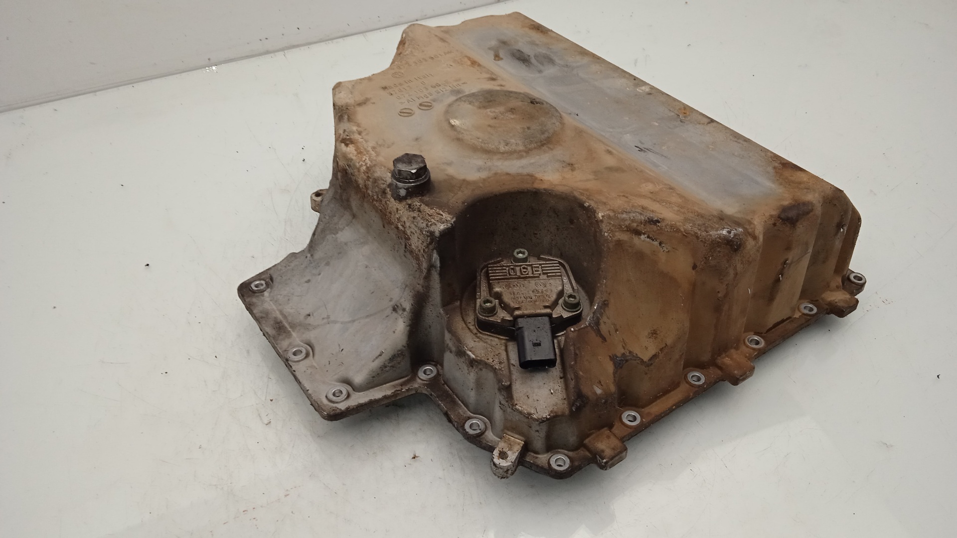 CARTER VOLKSWAGEN TOUAREG AYH