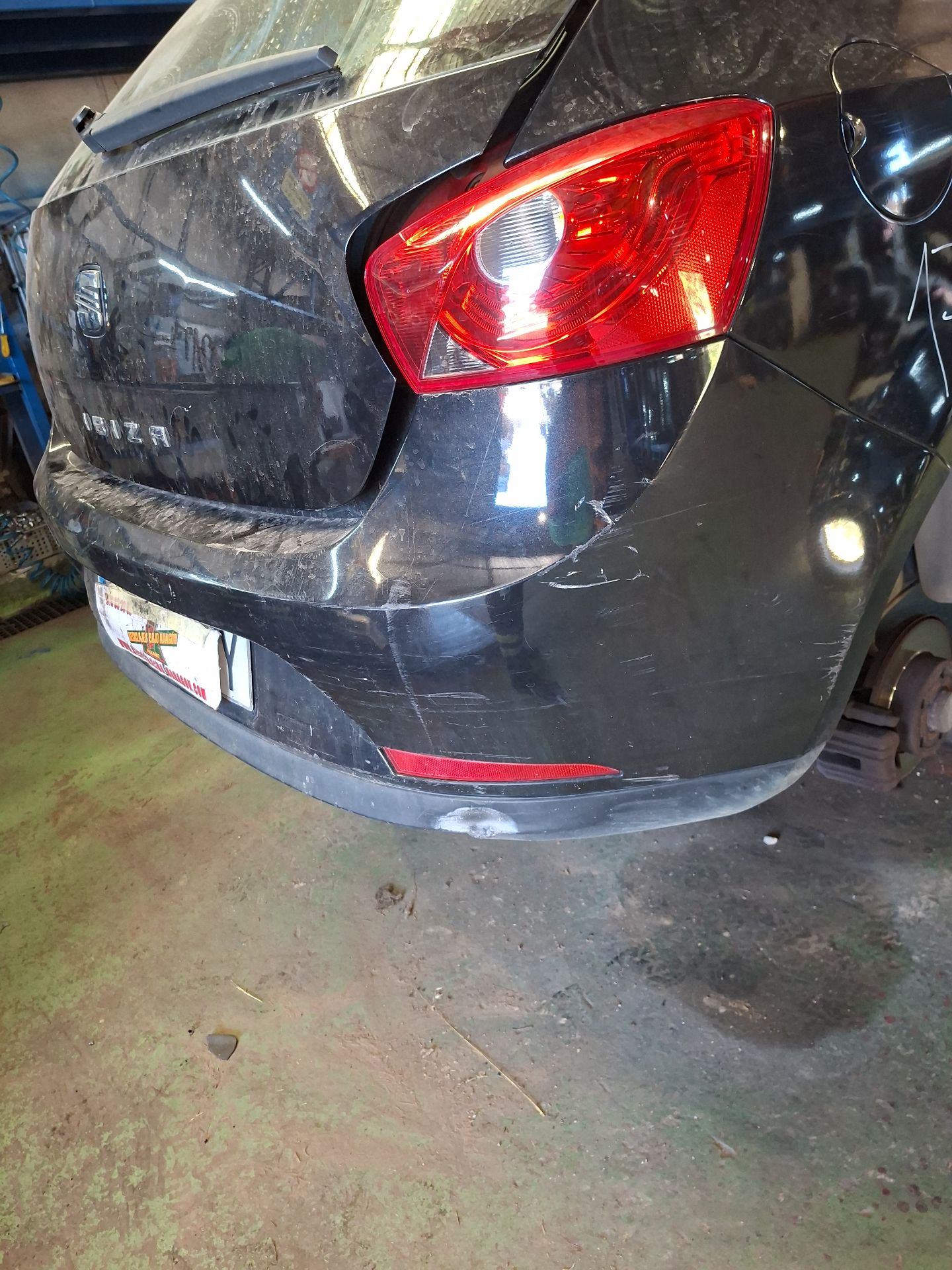 PARAGOLPES TRASERO SEAT IBIZA 
