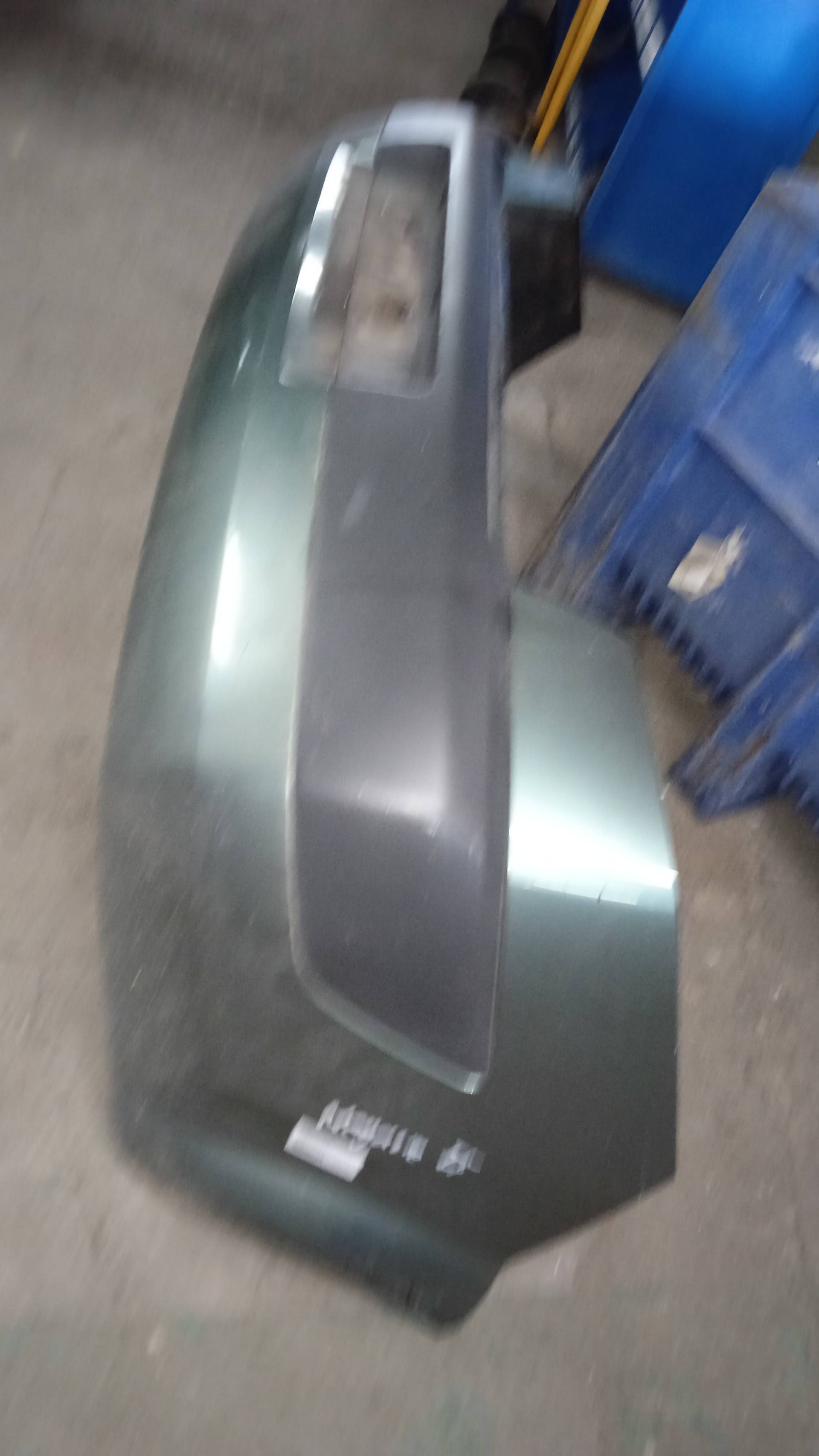 PARAGOLPES TRASERO RENAULT MEGANE K9K D7