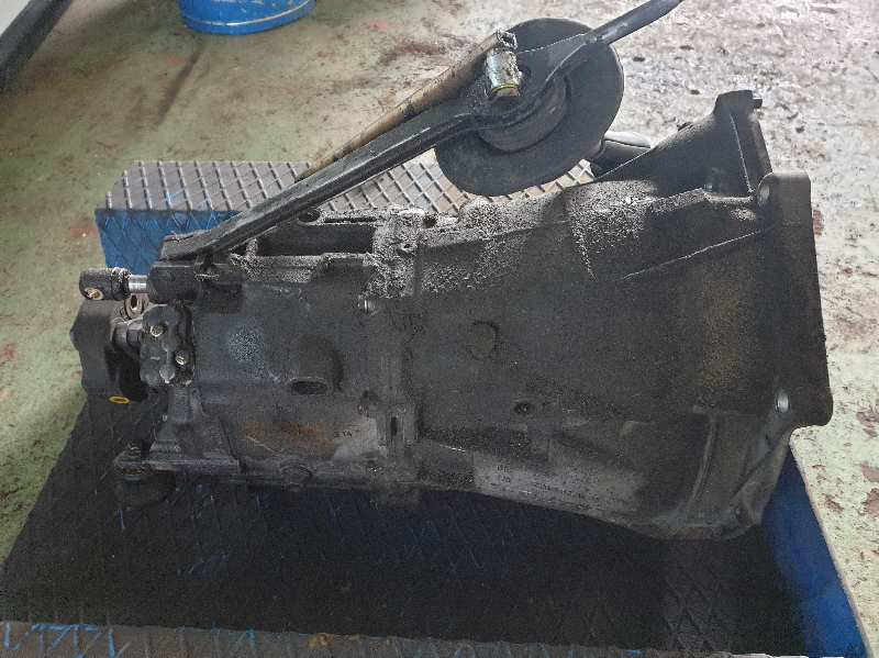 CAJA CAMBIOS BMW 3 226S1G