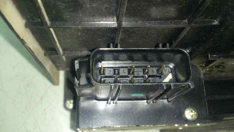 CERRADURA PUERTA DELANTERA DERECHA FORD FUSION F6JA