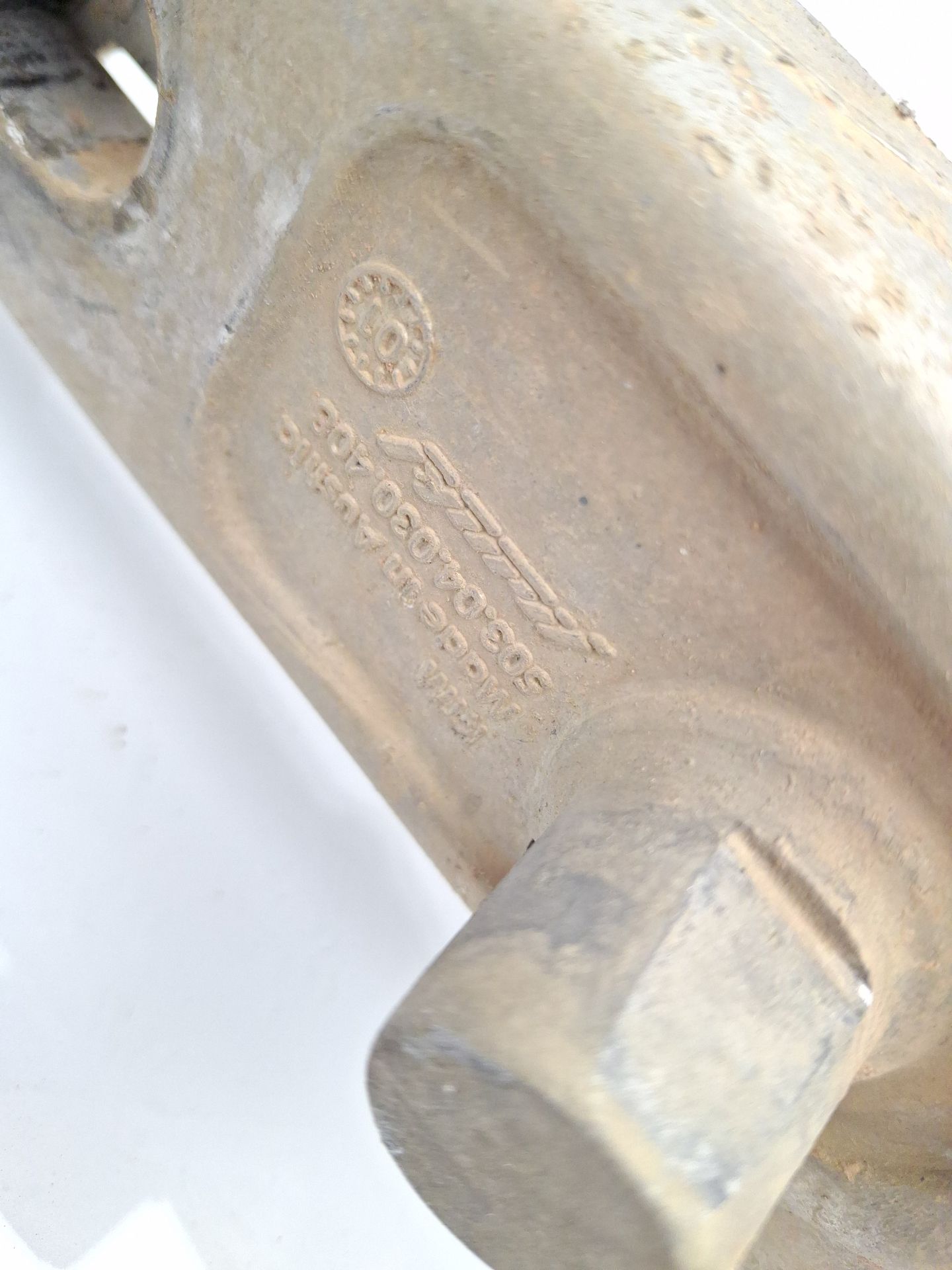 SOPORTE MOTOR KTM ENDURO 