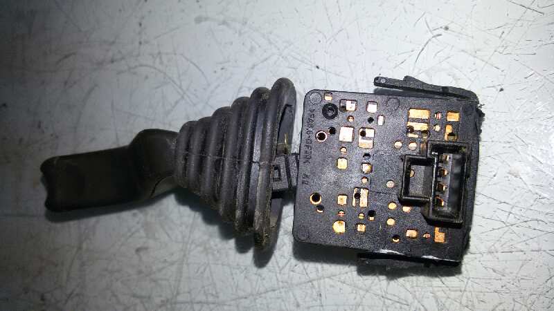 MANDO LIMPIA OPEL CORSA Z 12 XE