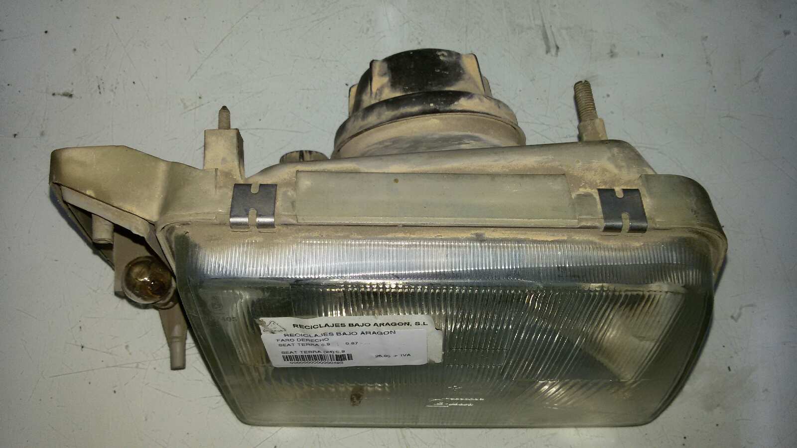 FARO DERECHO SEAT TERRA 