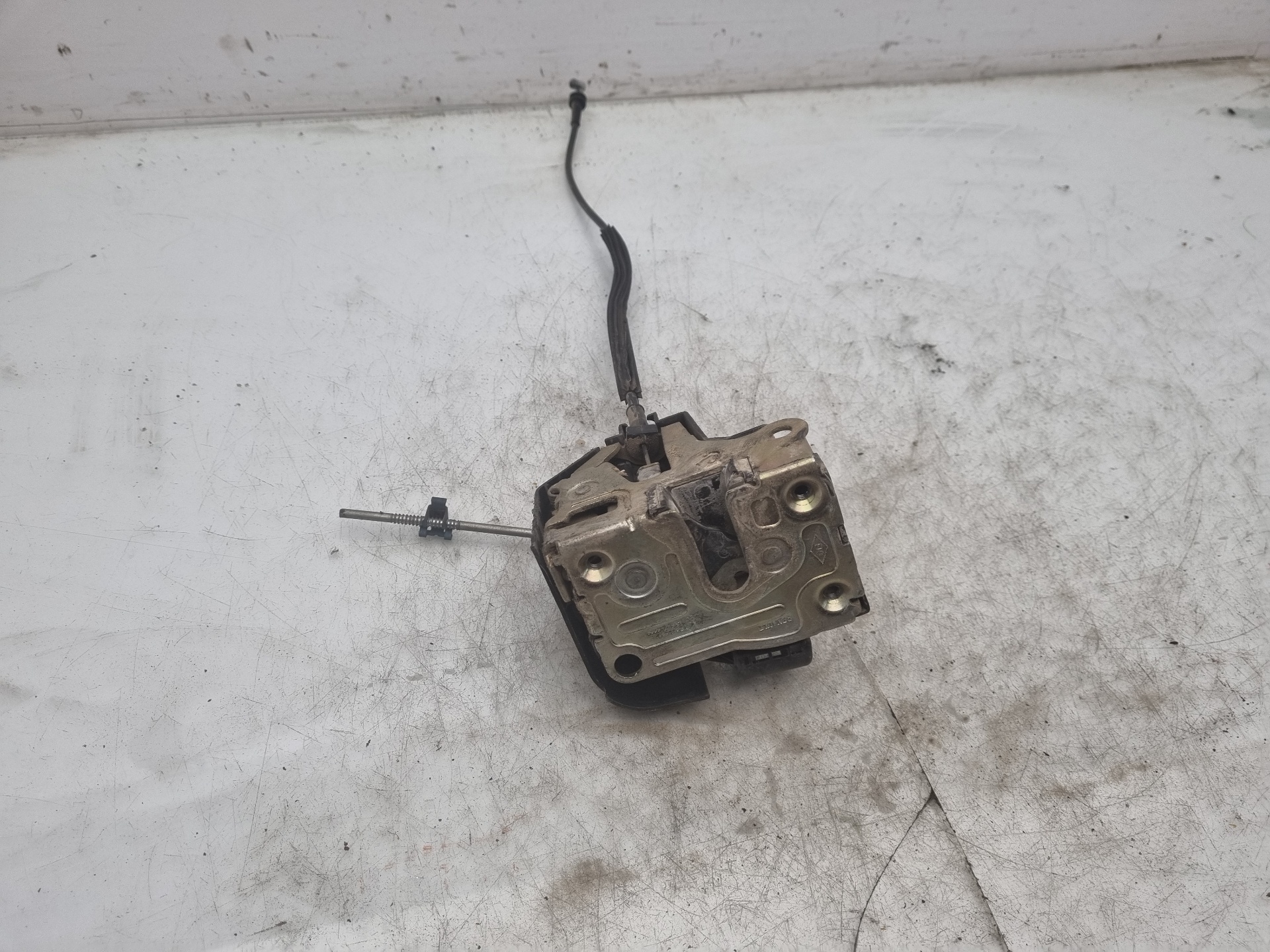 CERRADURA PUERTA DELANTERA IZQUIERDA RENAULT CLIO D4F B7