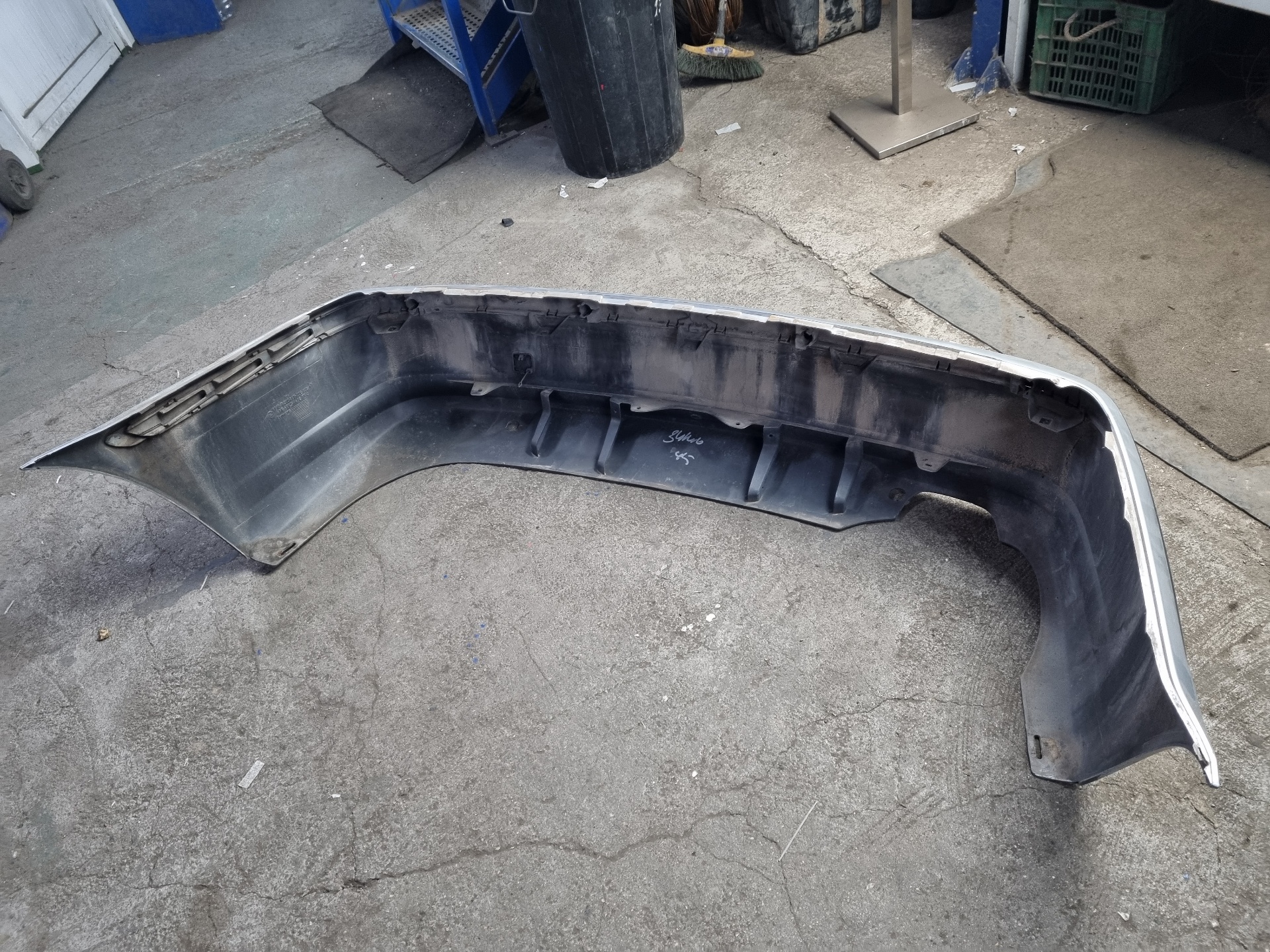 PARAGOLPES TRASERO BMW 3 30-6D-2 D