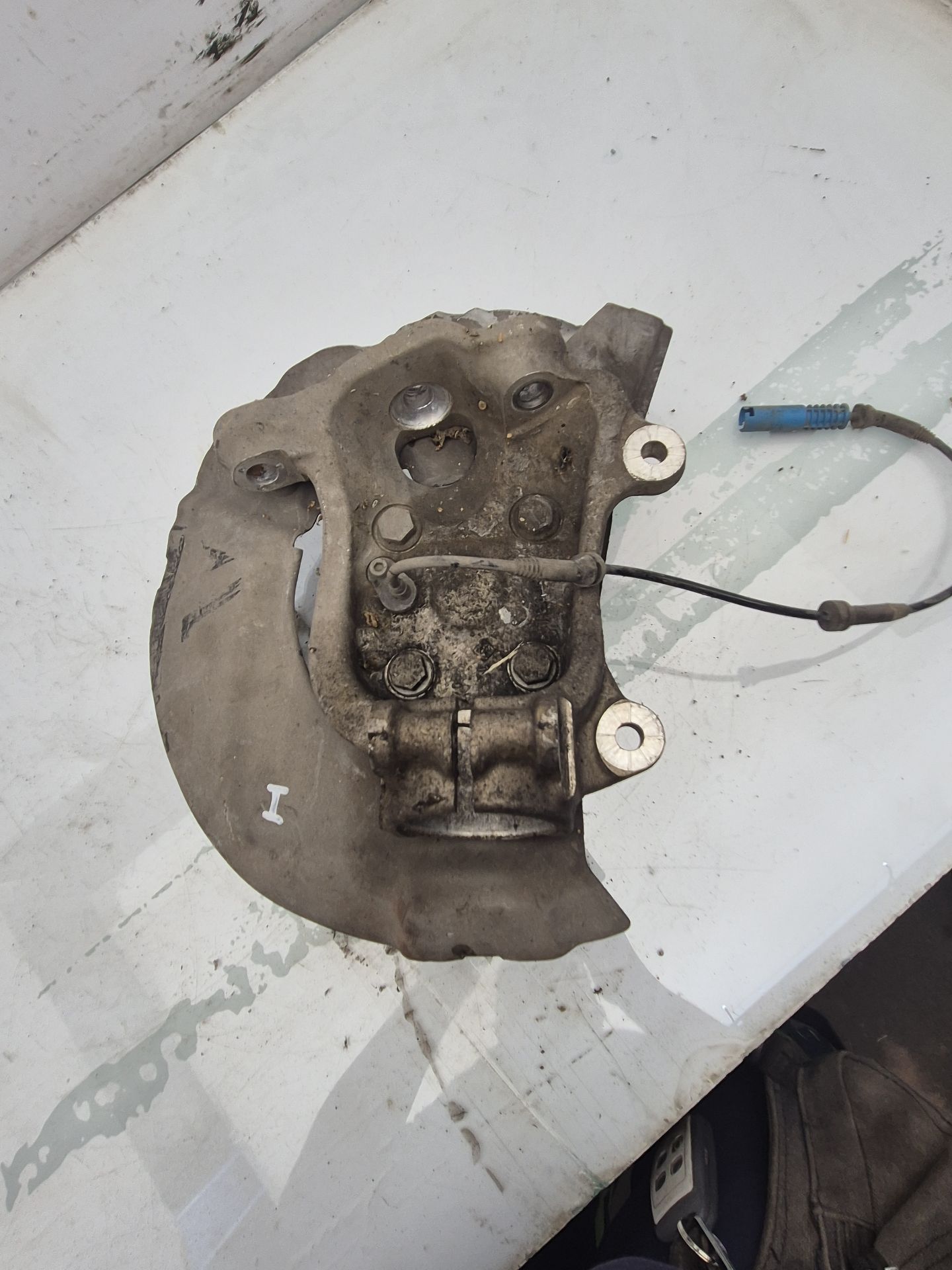 MANGUETA DELANTERA IZQUIERDA BMW 5 