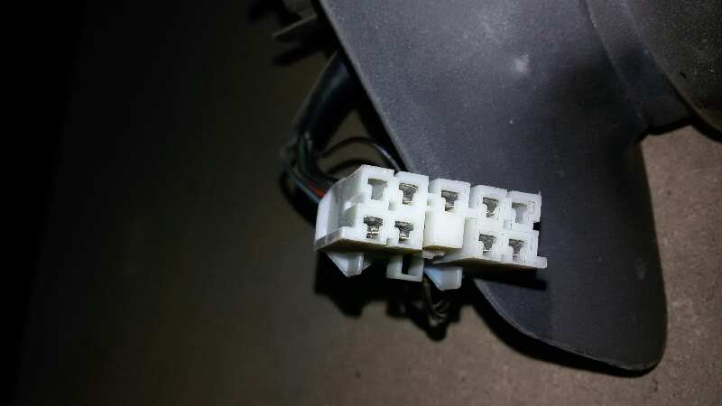 RETROVISOR IZQUIERDO RENAULT 19 F3N 740