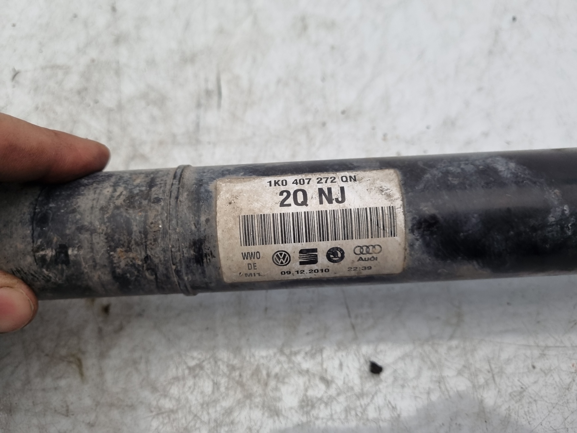 TRANSMISION DELANTERA DERECHA VOLKSWAGEN PASSAT CAY