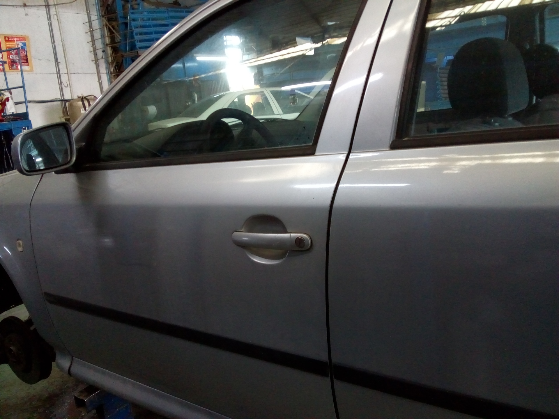 PUERTA DELANTERA IZQUIERDA SKODA OCTAVIA ASV