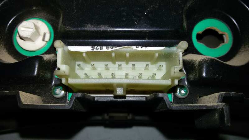 CUADRO INSTRUMENTOS OPEL COMBO Y 17 DT