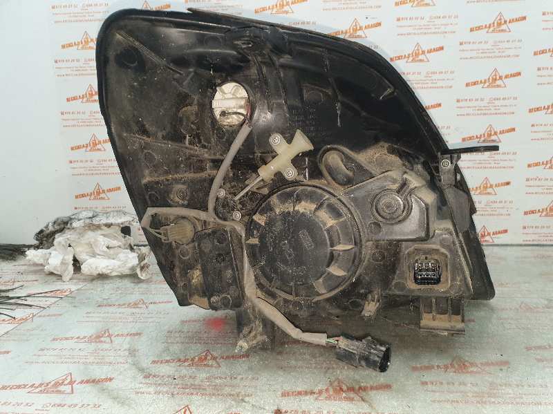 FARO IZQUIERDO HYUNDAI H-1 4CB