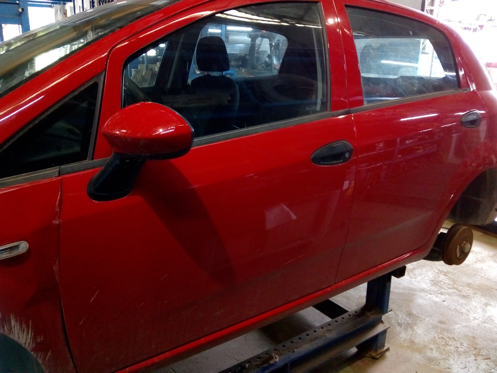 PUERTA DELANTERA IZQUIERDA FIAT GRANDE 199A4000