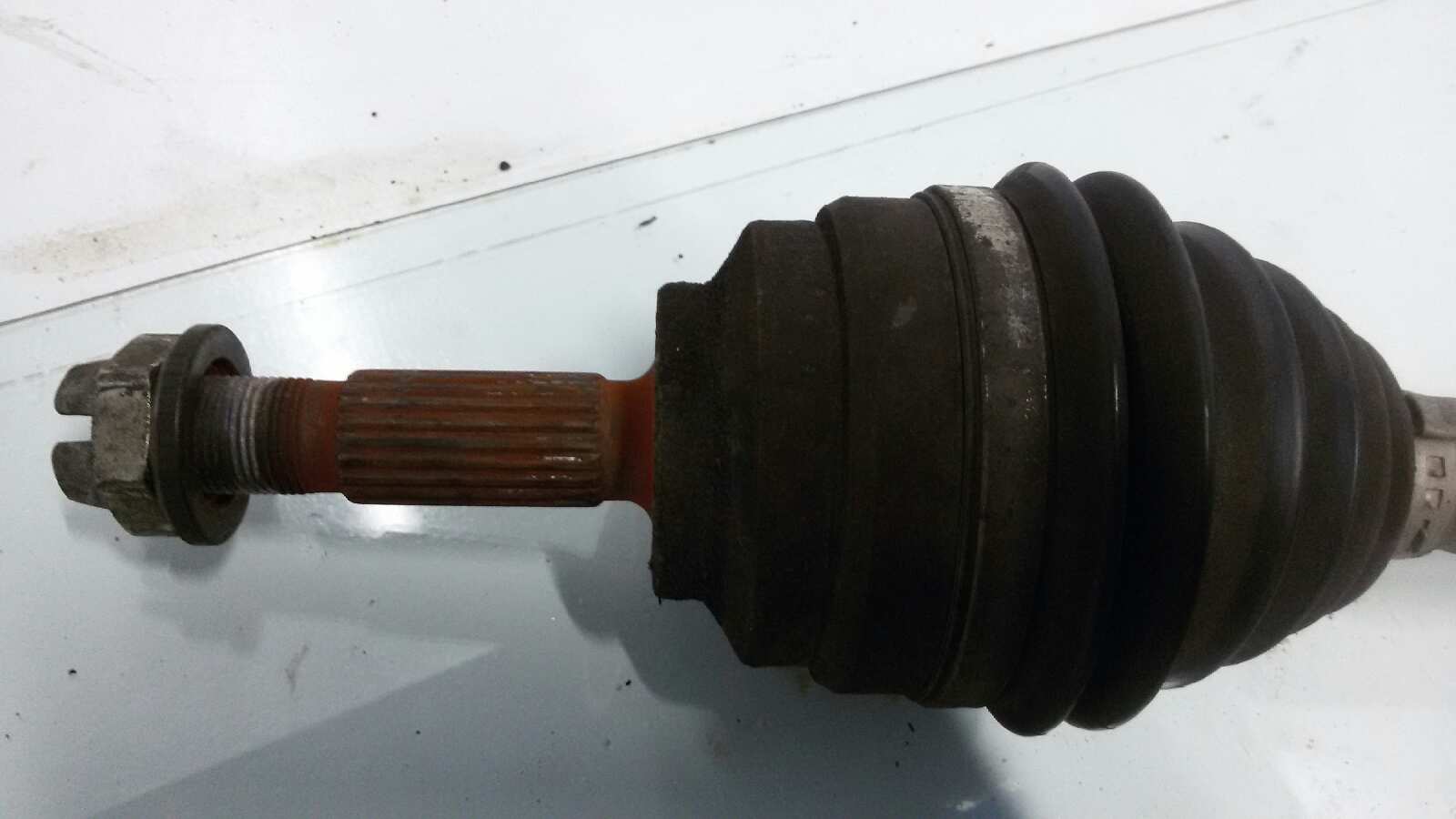 TRANSMISION DELANTERA IZQUIERDA RENAULT CLIO F8Q K6