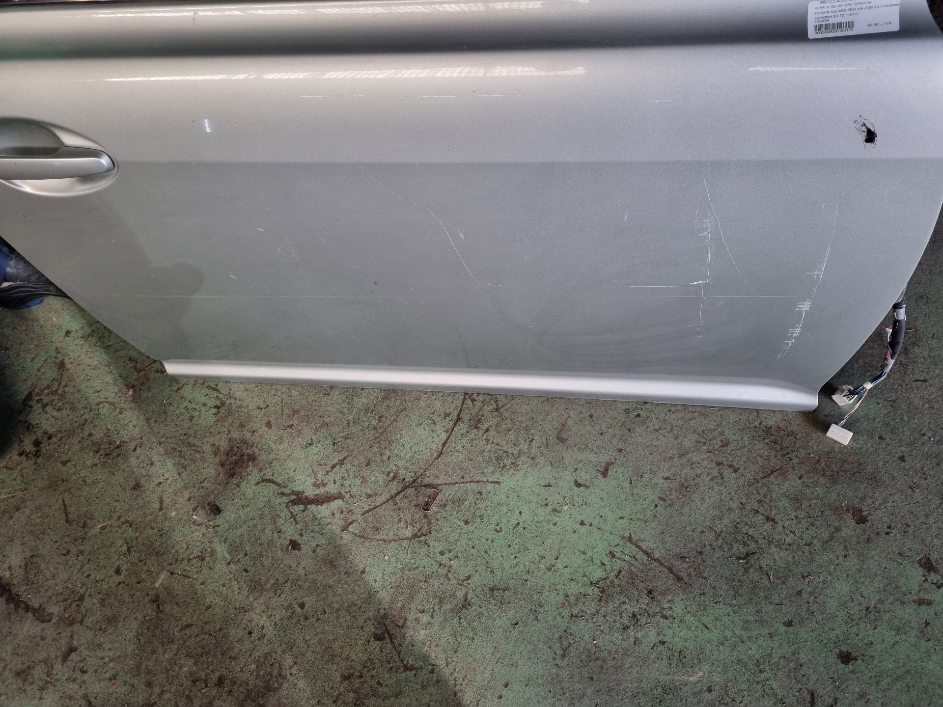 PUERTA DELANTERA DERECHA TOYOTA AVENSIS 1CDFTV