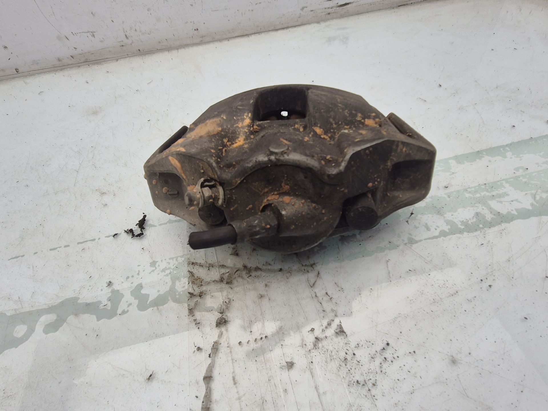 PINZA FRENO DELANTERA DERECHA BMW 5 