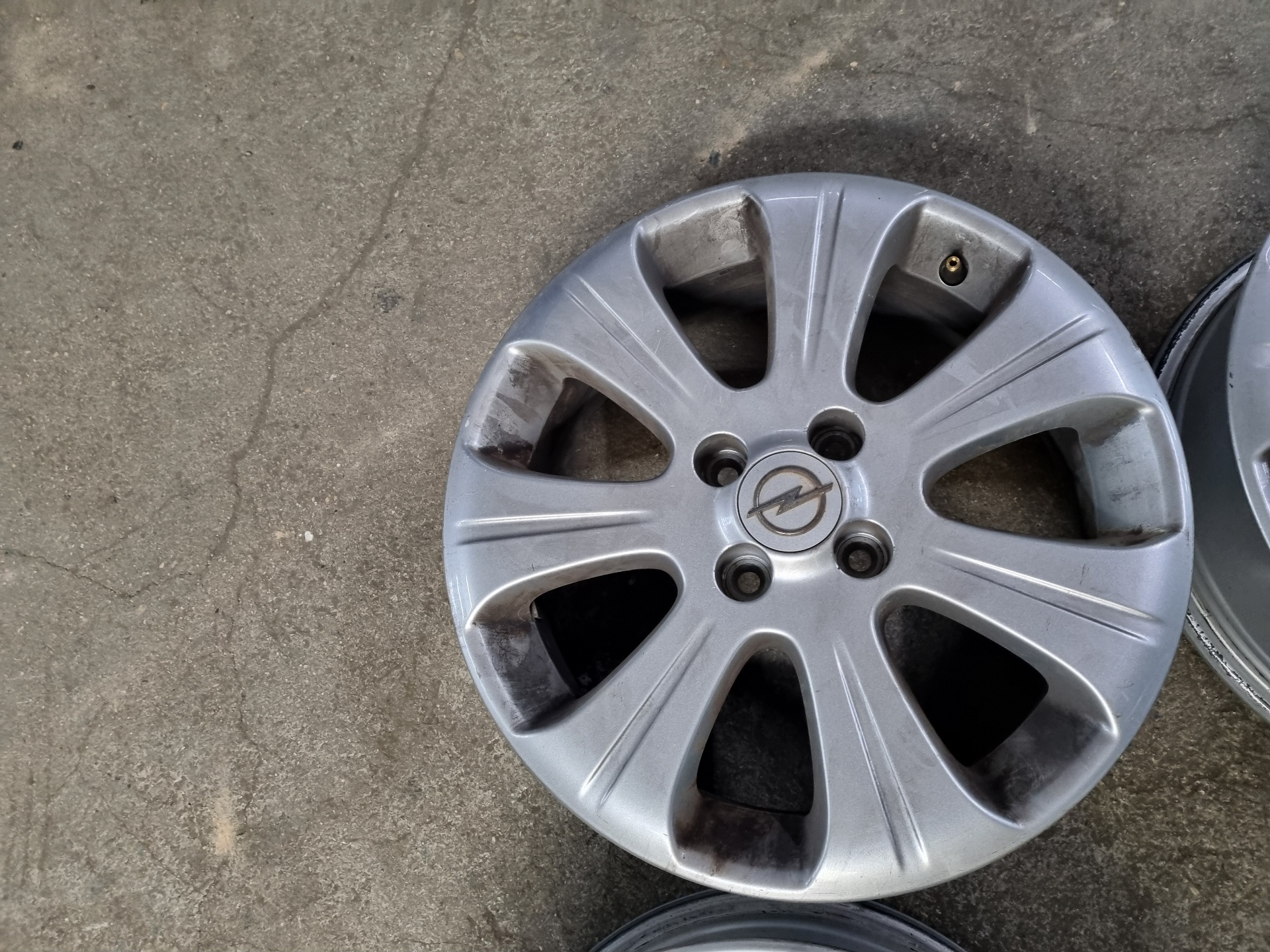 JUEGO LLANTAS OPEL CORSA Z12XEP