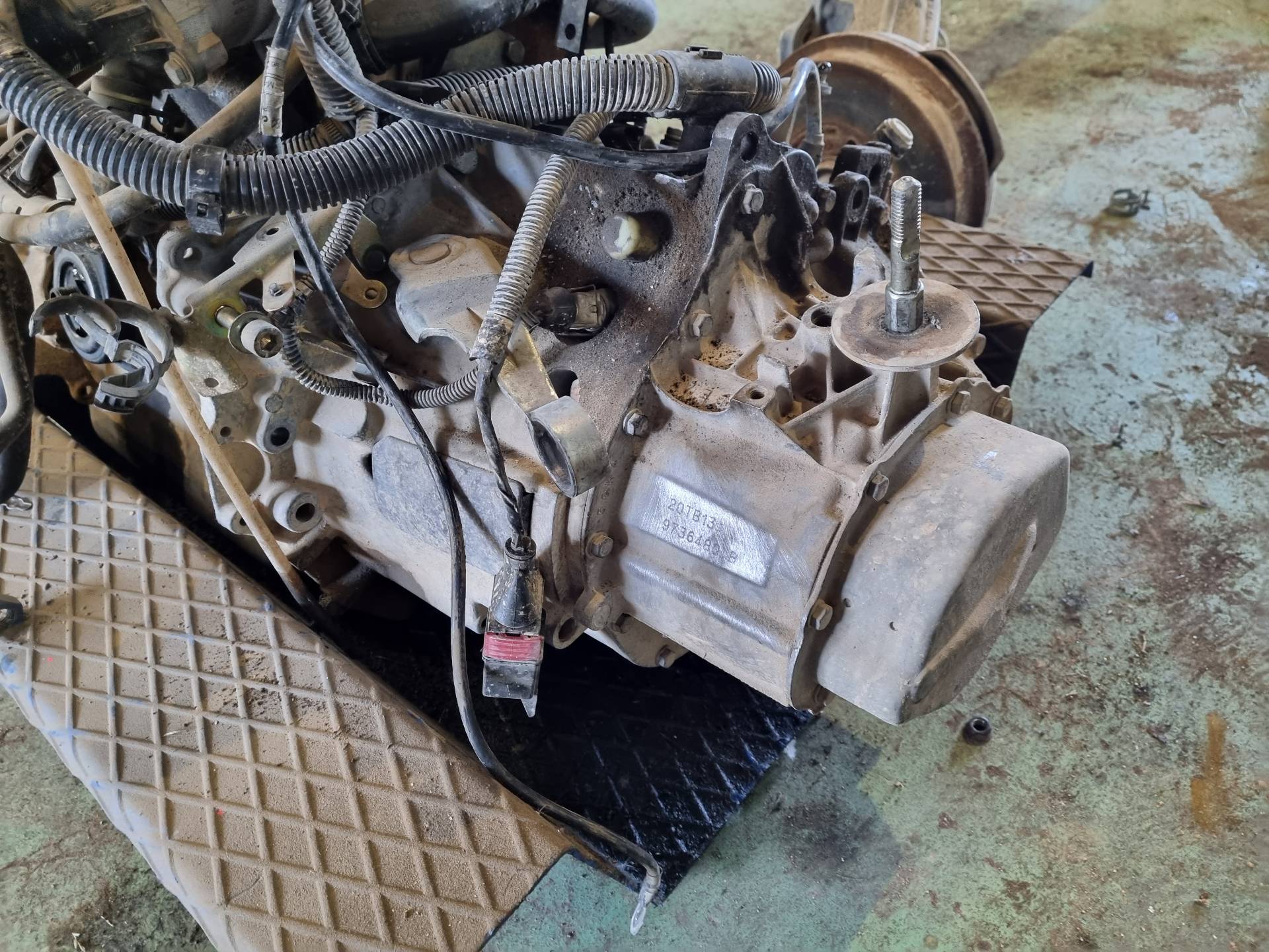 CAJA CAMBIOS CITROEN BERLINGO D9B