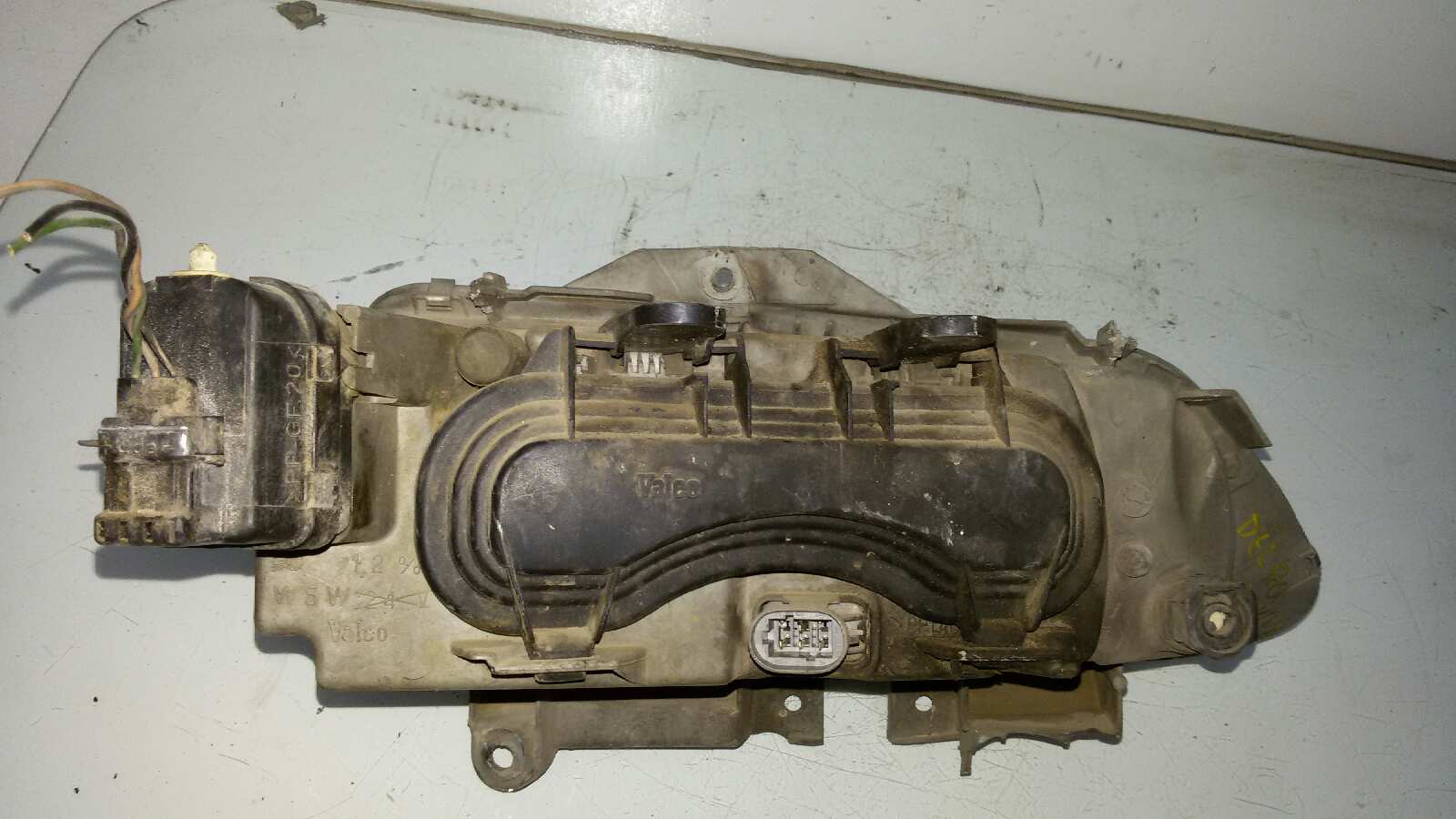 FARO IZQUIERDO RENAULT LAGUNA 