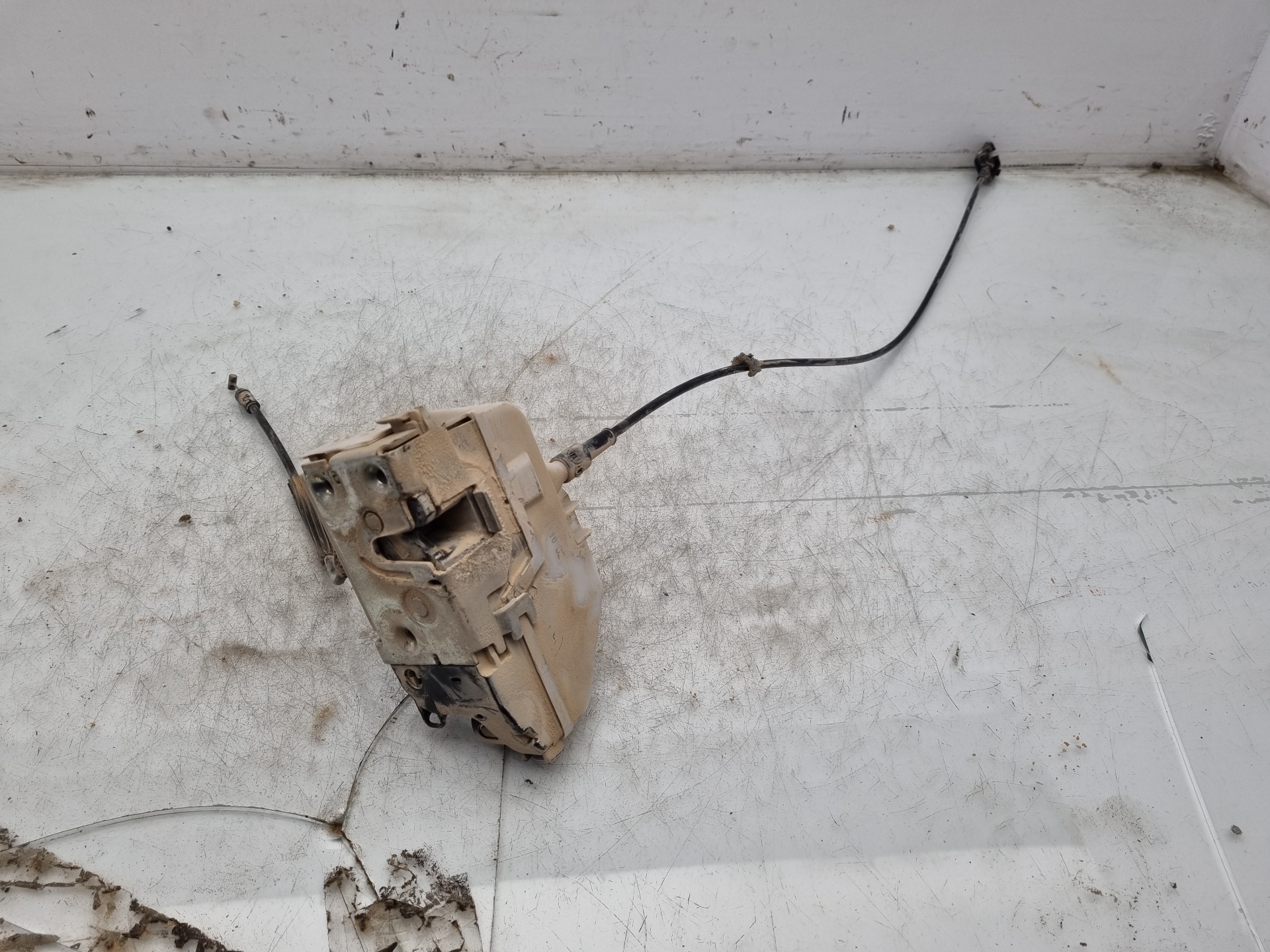 CERRADURA PUERTA DELANTERA DERECHA RENAULT TWINGO K9K 17