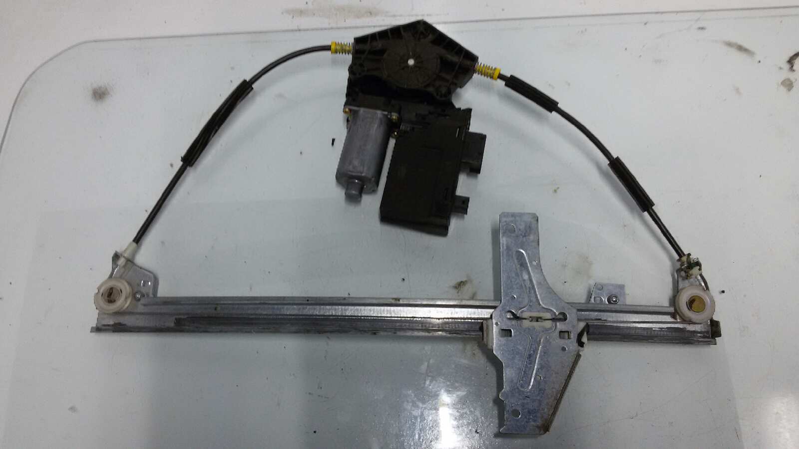 ELEVALUNAS DELANTERO DERECHO PEUGEOT 307 