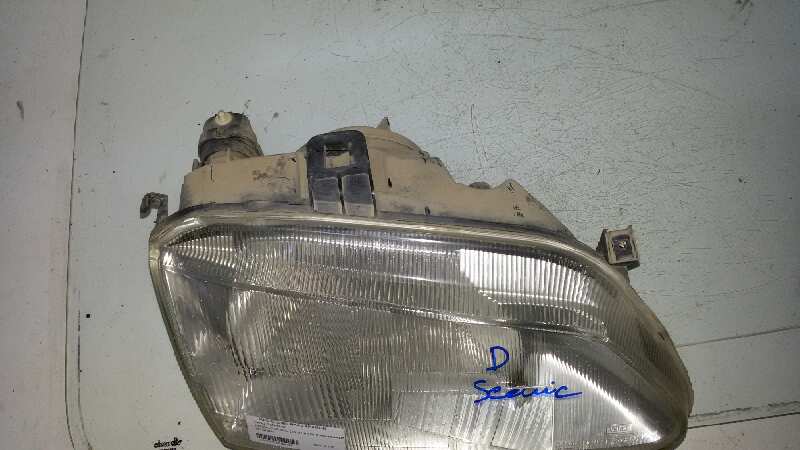 FARO DERECHO RENAULT SC?NIC 