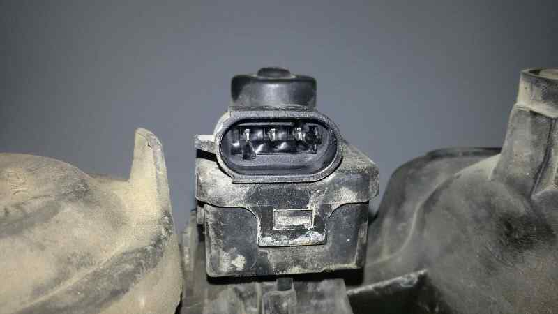 FARO DERECHO RENAULT LAGUNA G8T 706