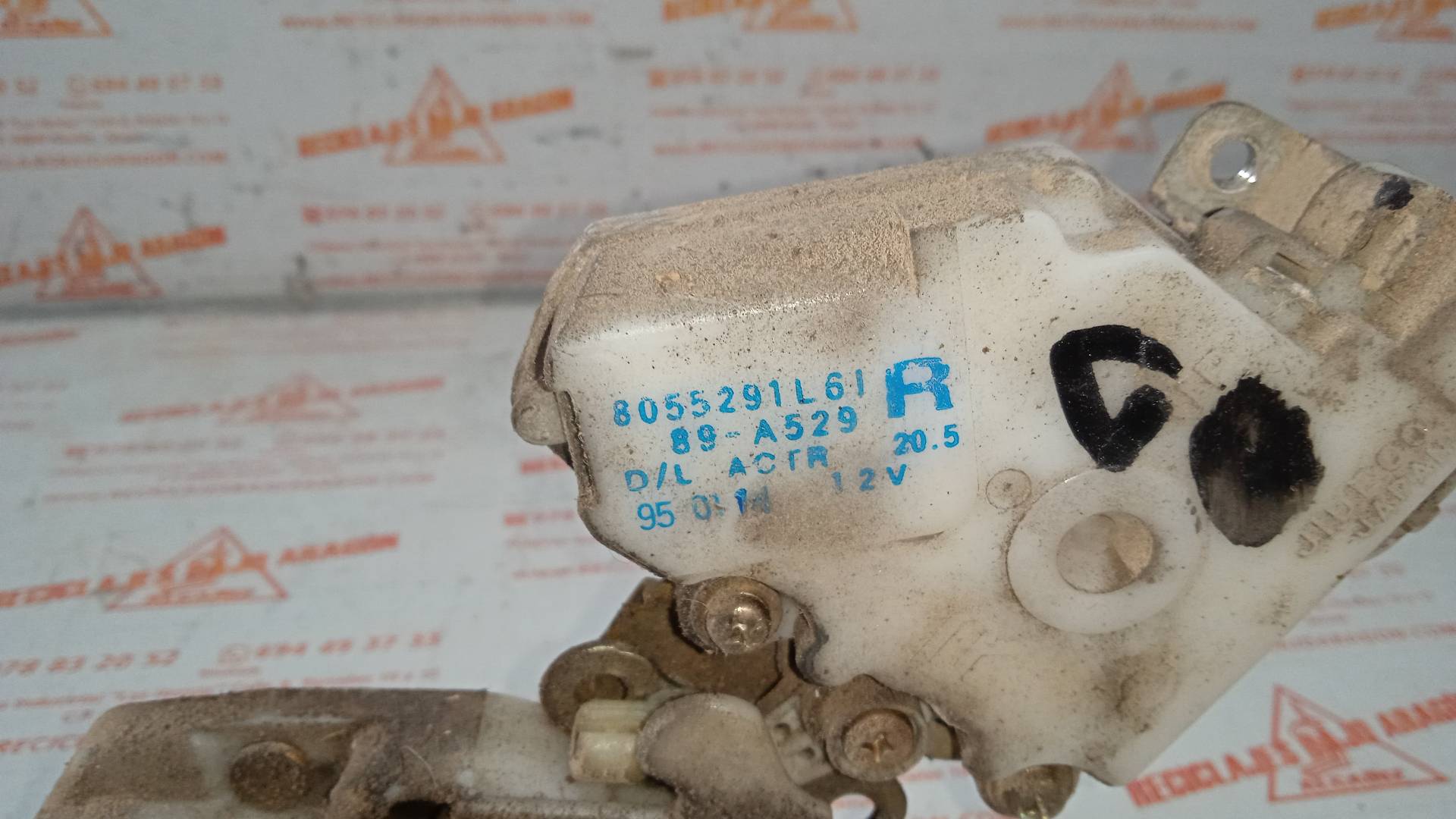 CERRADURA PUERTA DELANTERA DERECHA NISSAN TERRANO TD27T