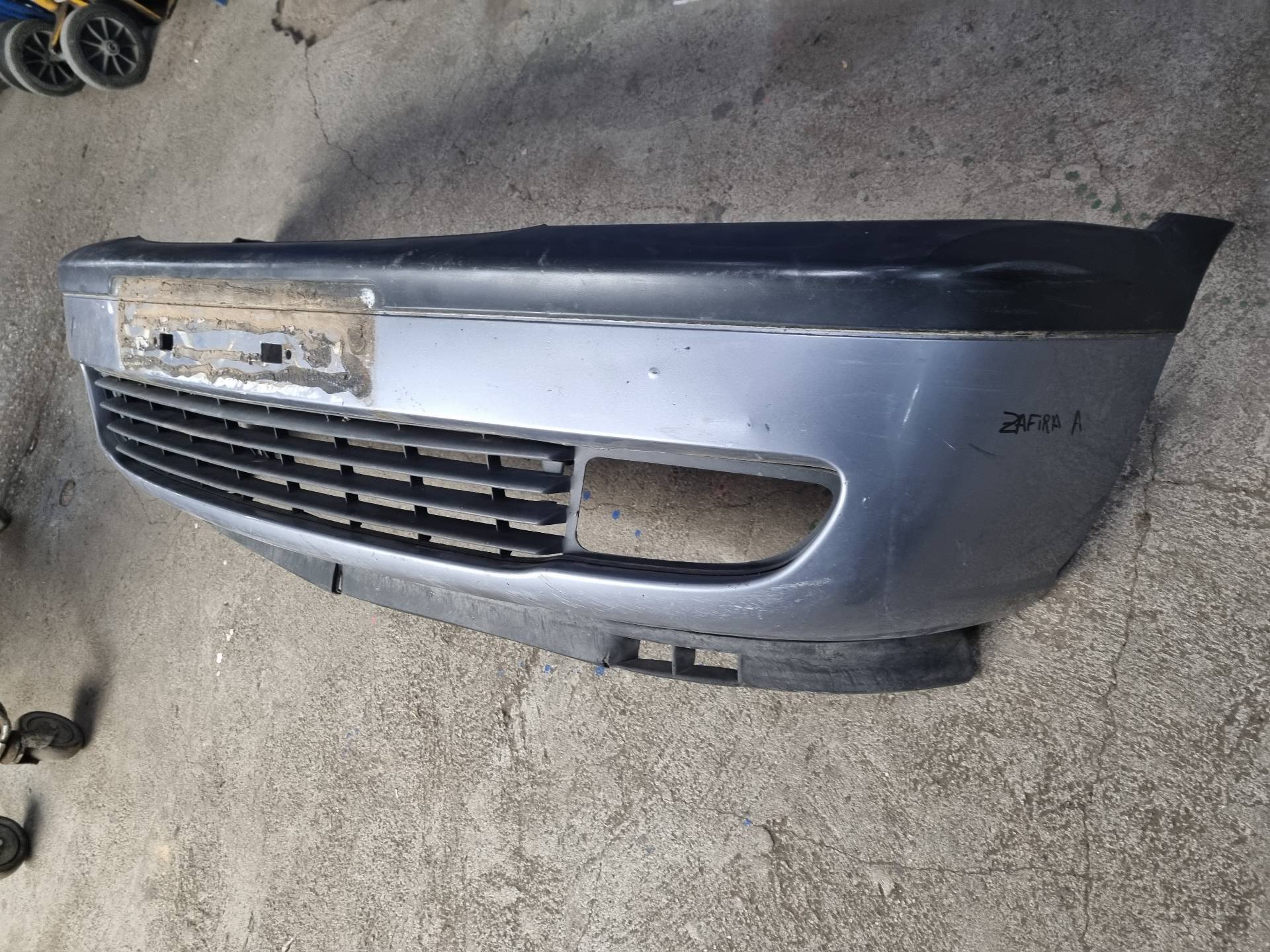 PARAGOLPES DELANTERO OPEL ZAFIRA Y20DTH